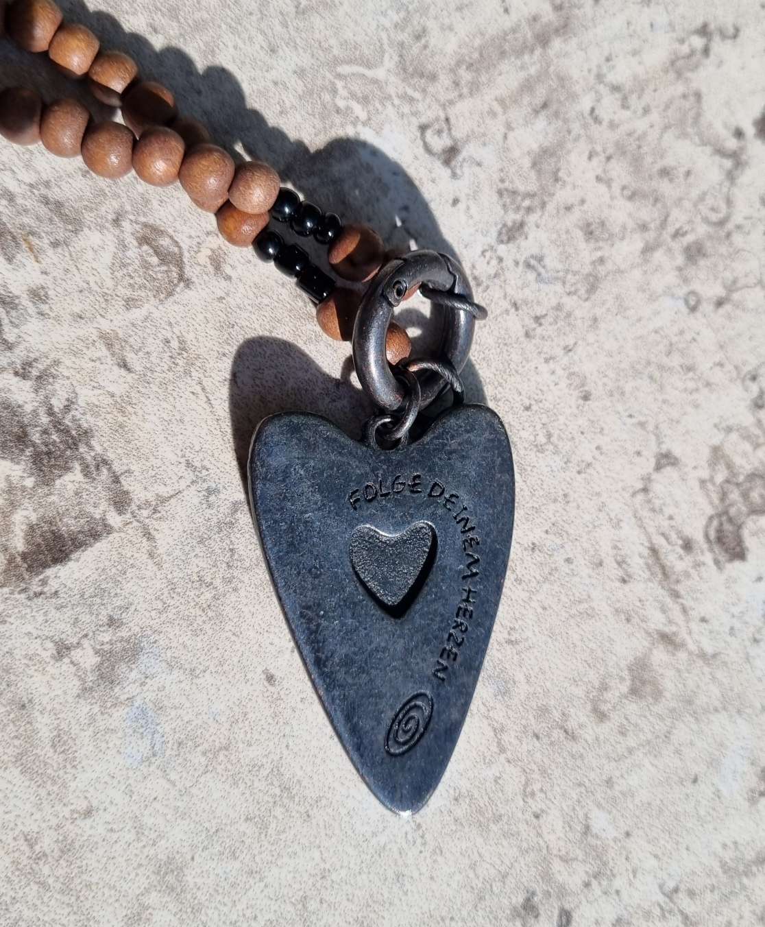 EXKLUSIVE LANGE KETTE HEART BLACKBEAUTY L MILKY AKAZIENHOLZ PERLEN BRAUN Anhänger Herz schwarz EXKLUSIVE LANGE KETTE HEART BLACKBEAUTY L MILKY AKAZIENHOLZ PERLEN BRAUN Anhänger Herz schwarz