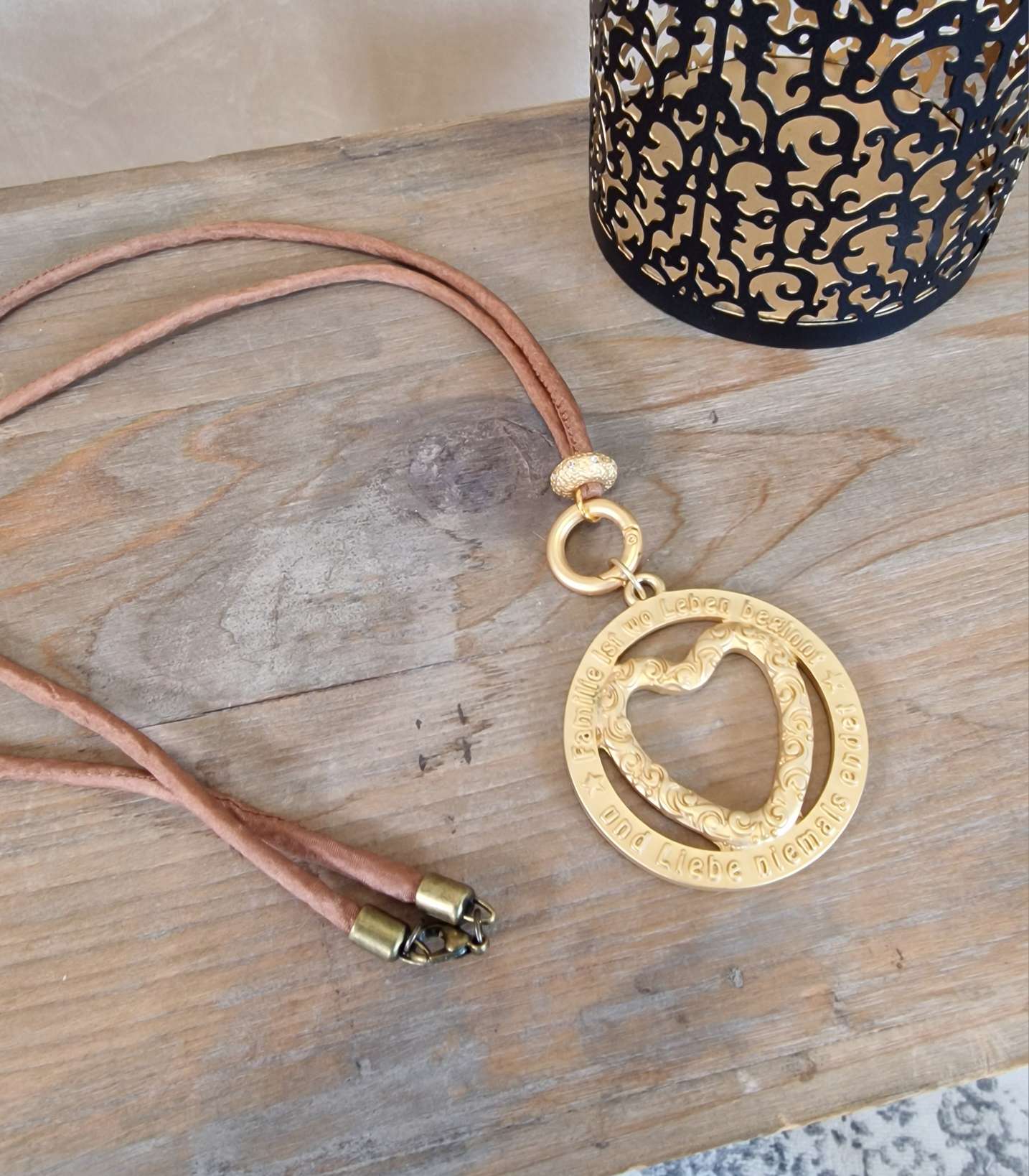 NECKLACE FAMILY GOLD SHINY lange Wechselkette Seide  Goldfarbig  Halskette Kette Amulett  