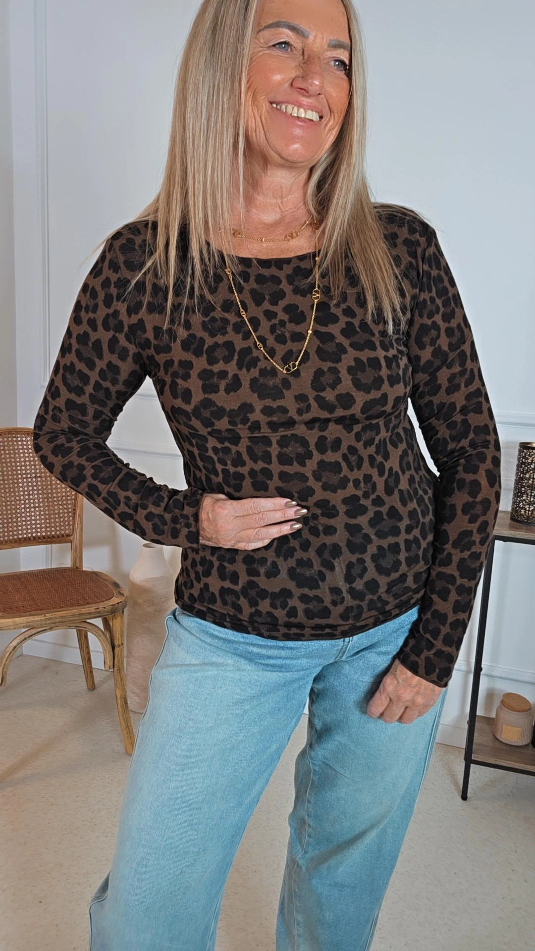 LEO LONGSLEEVE REINA SCHOKO Made in Italy Langarm Shirt mit Cashmere-Anteil VARIANTENARTIKEL