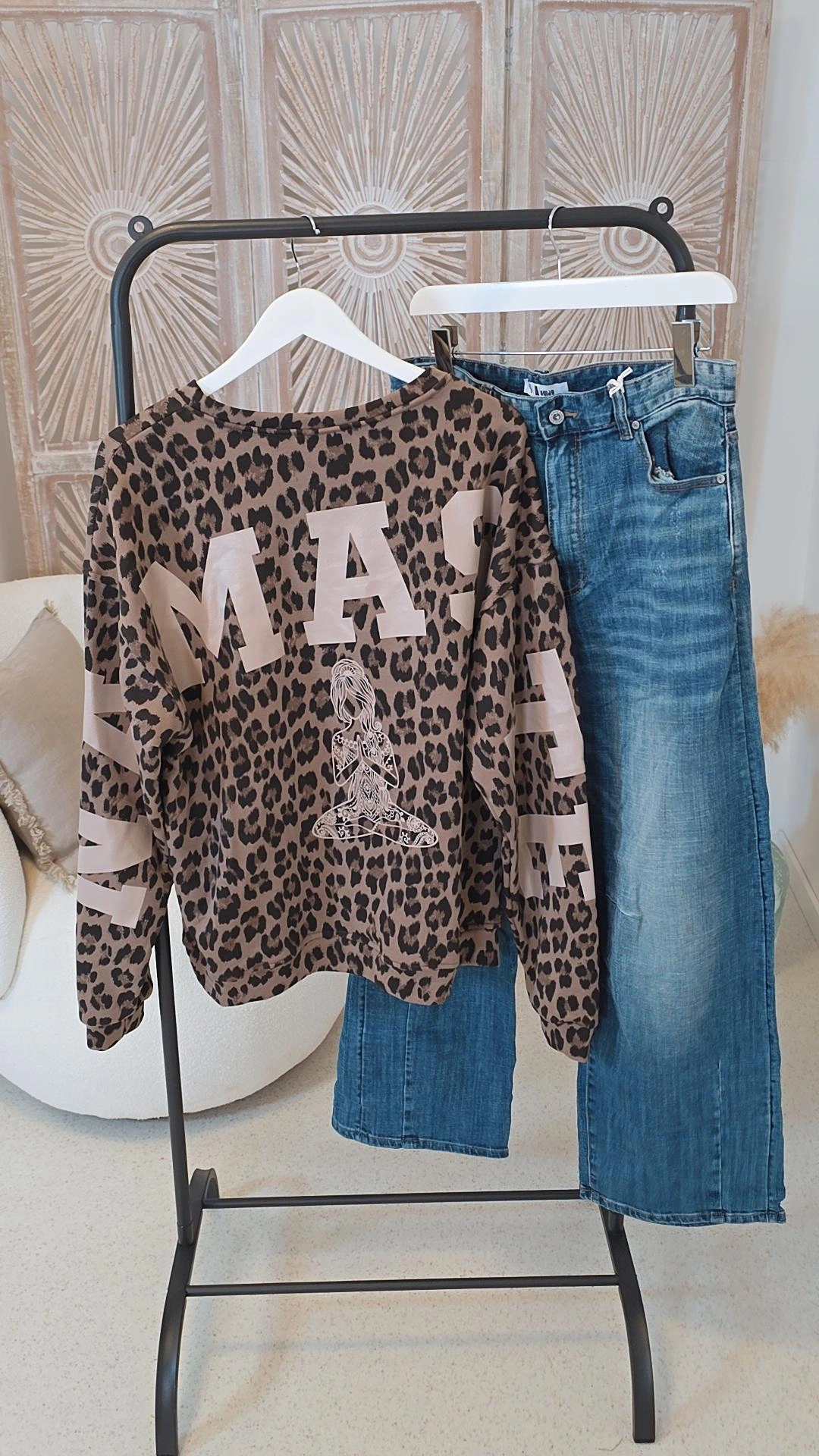 OVERSIZE SWEATER NAMASTE ALL DAMN DAY Made in Italy 34-44
