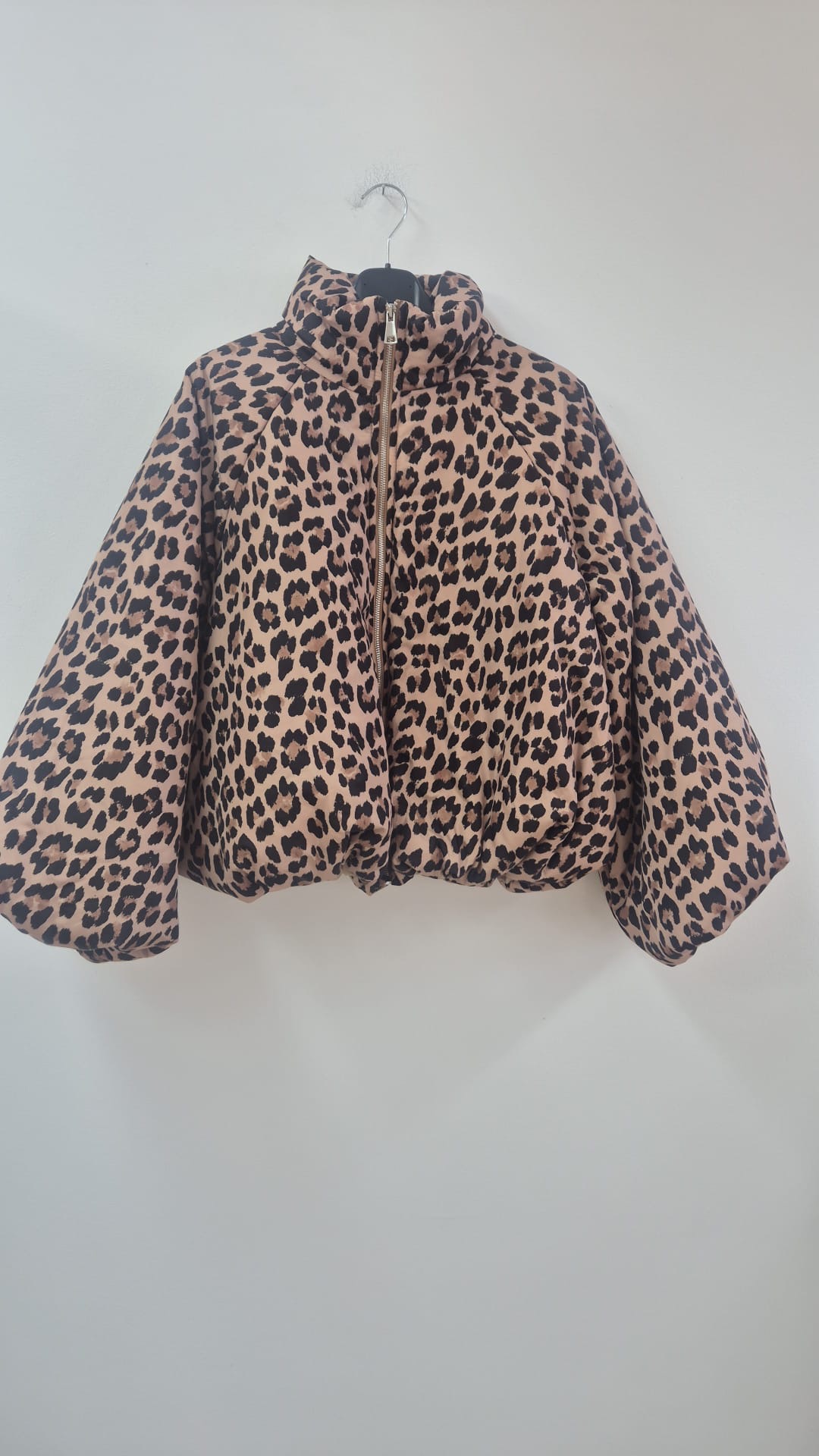 Jacke Puffy Monika LEO – lässiger Allrounder für die Übergangszeit Made in Italy 34-42