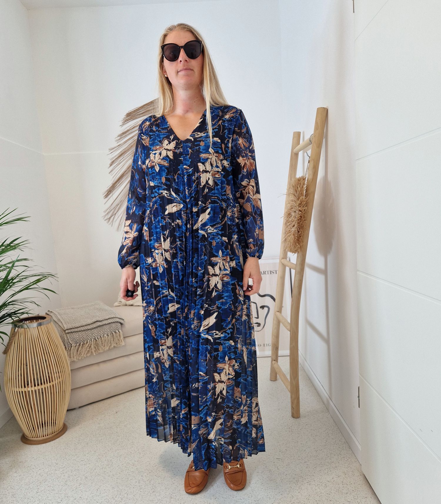 MAXI PLISSEE DRESS ULA BLAU 36-42 Made in Italy Plissee Herbst Kleid MAXI PLISSEE DRESS ULA BLAU 36-42 Made in Italy Plissee Herbst Kleid