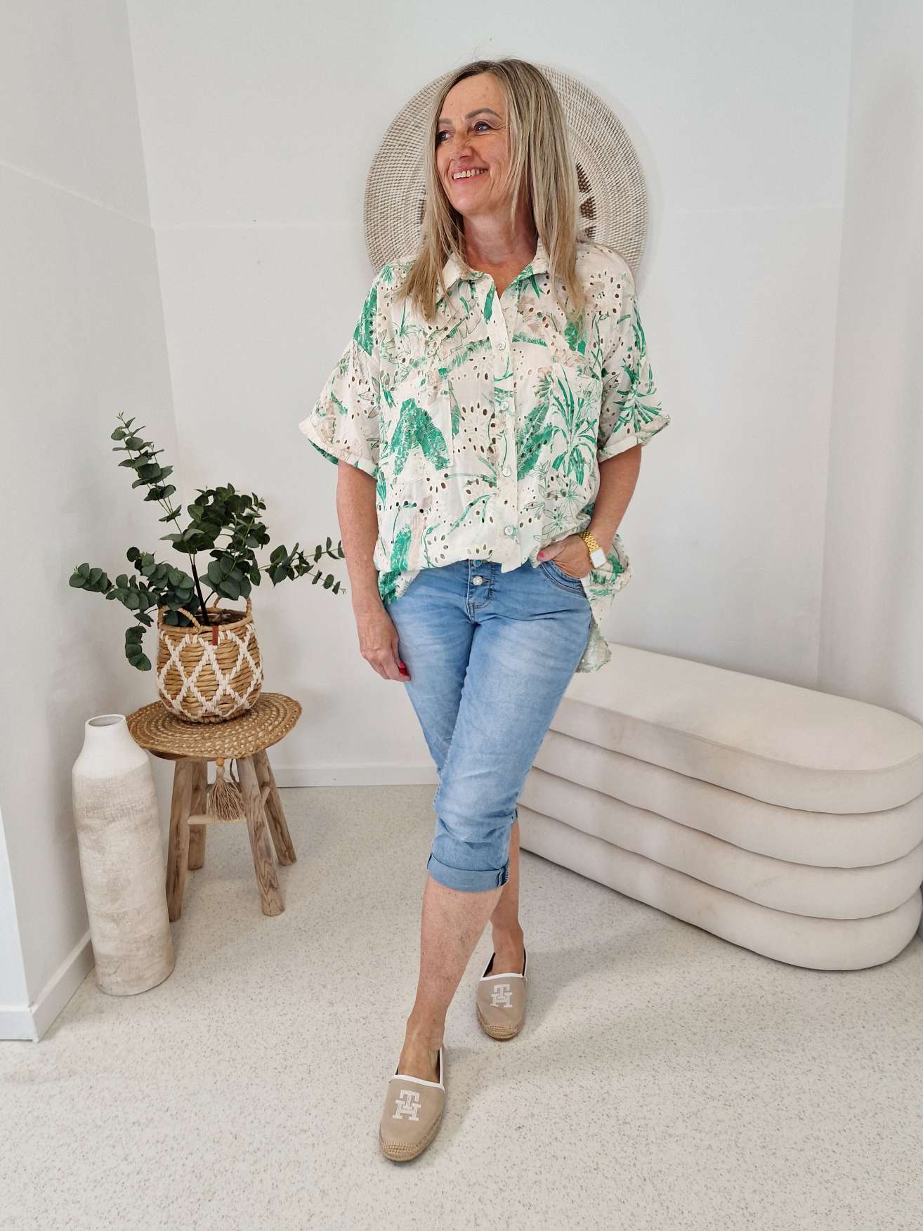 LOCHSTICKEREI BLUSE ROMANCE GRÜN Oversize 34-42/44 Hemd Hemdbluse Baumwolle LOCHSTICKEREI BLUSE ROMANCE GRÜN Oversize 34-42/44 Hemd Hemdbluse Baumwolle