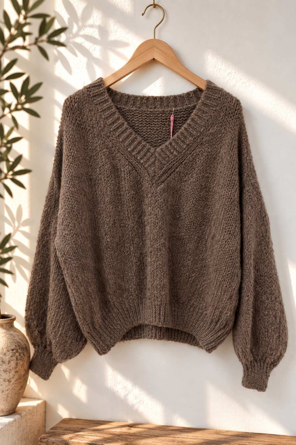 Kuscheliger Strickpullover SP0121 mit V-Ausschnitt – passt bis gute Gr. 42 Made in Italy