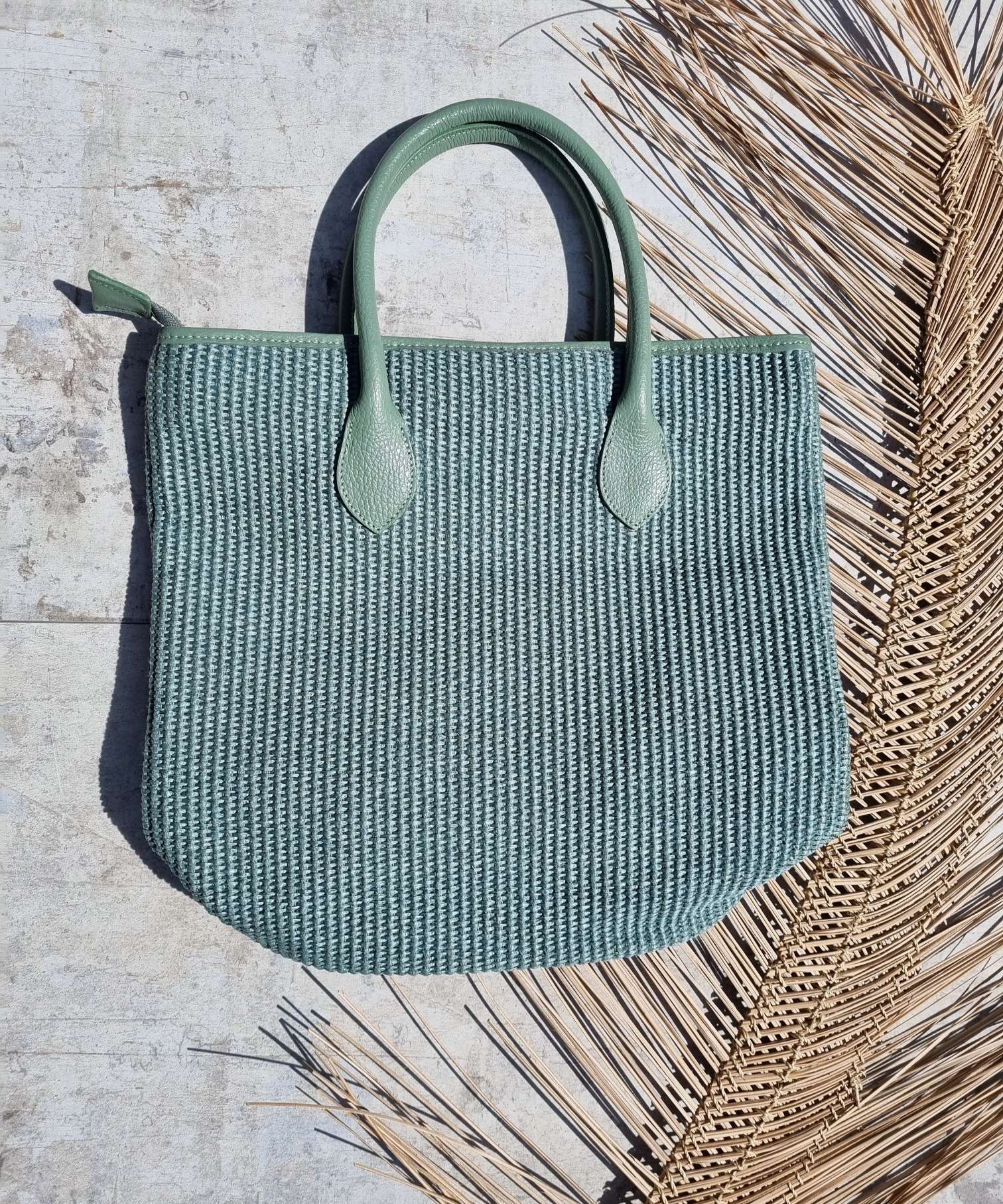 BAST SHOPPER ARIA MINT Leder Tasche Shopping Bag Umhängetasche Made in Italy BAST SHOPPER ARIA MINT Leder Tasche Shopping Bag Umhängetasche Made in Italy