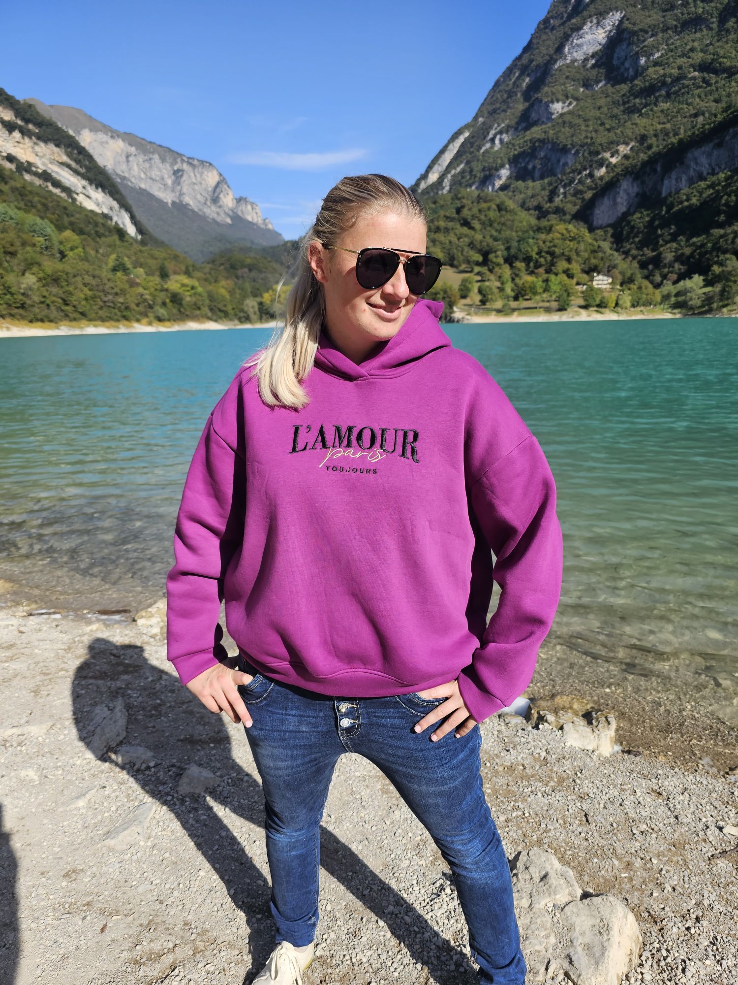 BASIC HOODIE PARIS Made in Italy 34 - 42 BASIC HOODIE PARIS Made in Italy 34 - 42