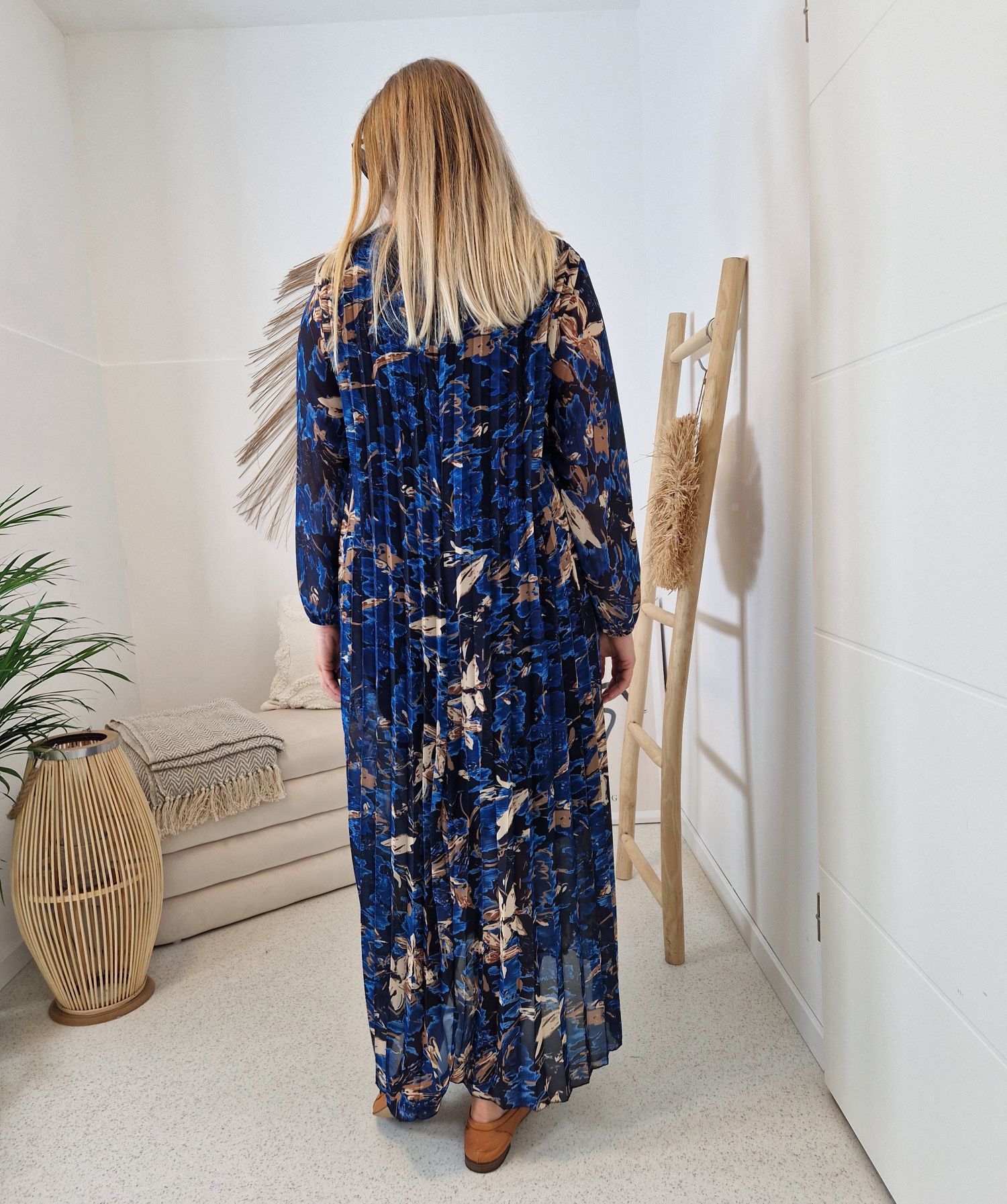 MAXI PLISSEE DRESS ULA BLAU 36-42 Made in Italy Plissee Herbst Kleid MAXI PLISSEE DRESS ULA BLAU 36-42 Made in Italy Plissee Herbst Kleid