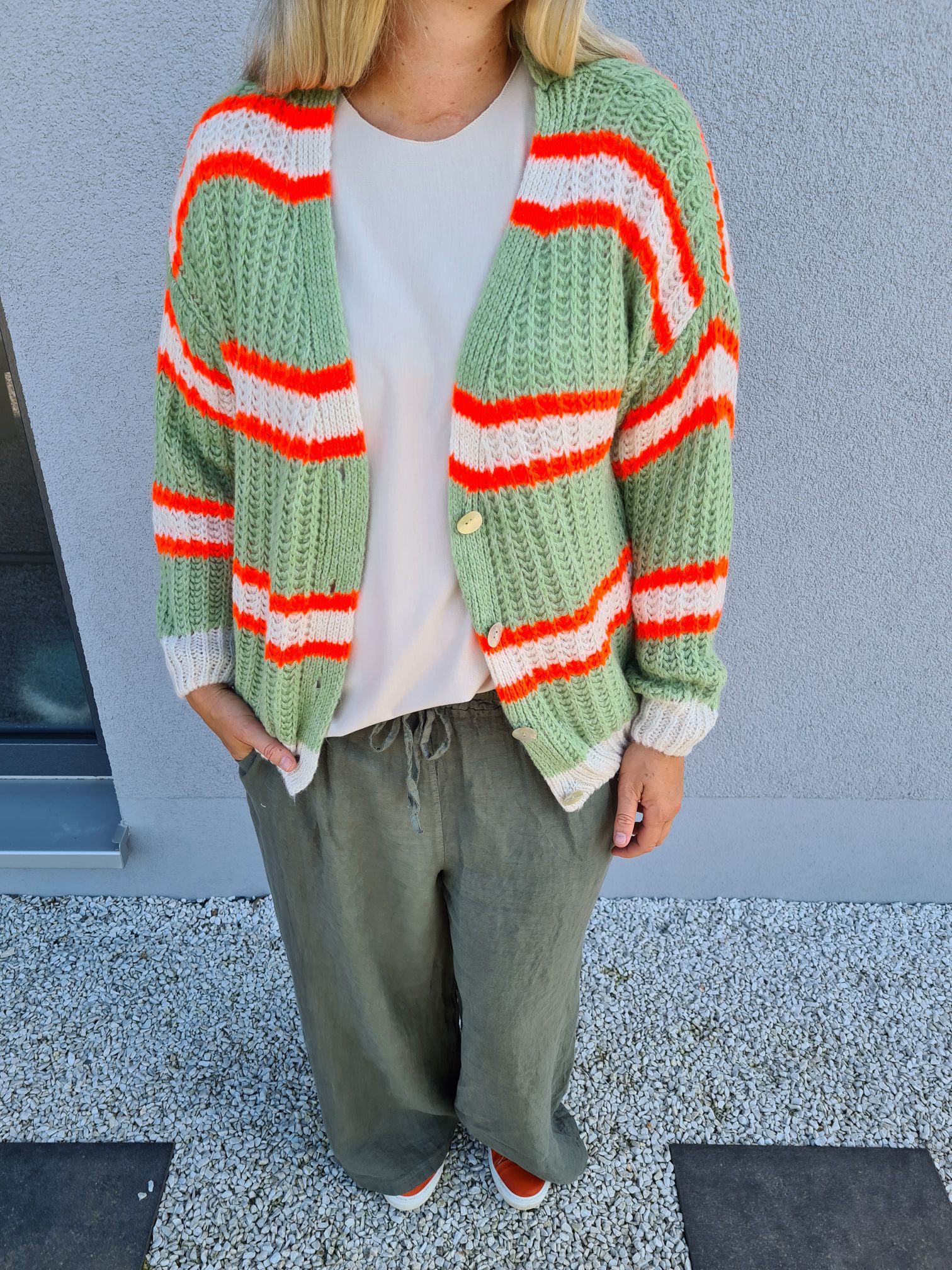 SHORT KNIT CARDIGAN MYKONOS STRIPES BUTTONS LIGHT GRÜN ORANGE CREME kurze Strick Jacke Made in Italy Streifen Knöpfe 34-42 SHORT KNIT CARDIGAN MYKONOS STRIPES BUTTONS LIGHT GRÜN ORANGE CREME kurze Strick Jacke Made in Italy Streifen Knöpfe 34-42