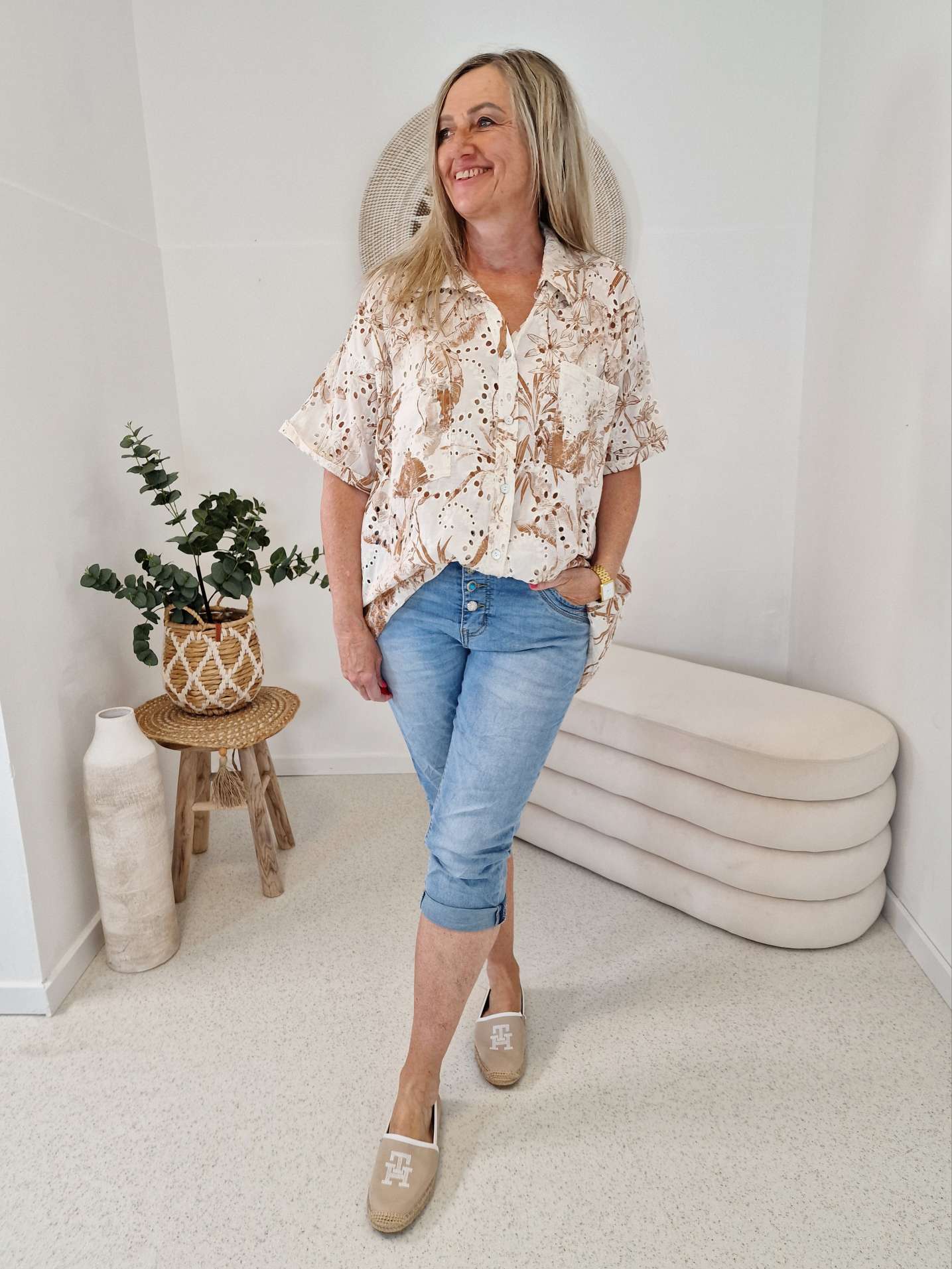 CAPRI JEANS ELKE 36-42 Made in Italy bequeme kurze Freizeit Hose Denim CAPRI JEANS ELKE 36-42 Made in Italy bequeme kurze Freizeit Hose Denim