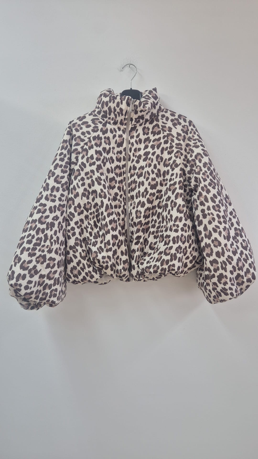 Jacke Puffy Monika LEO – lässiger Allrounder für die Übergangszeit Made in Italy 34-42