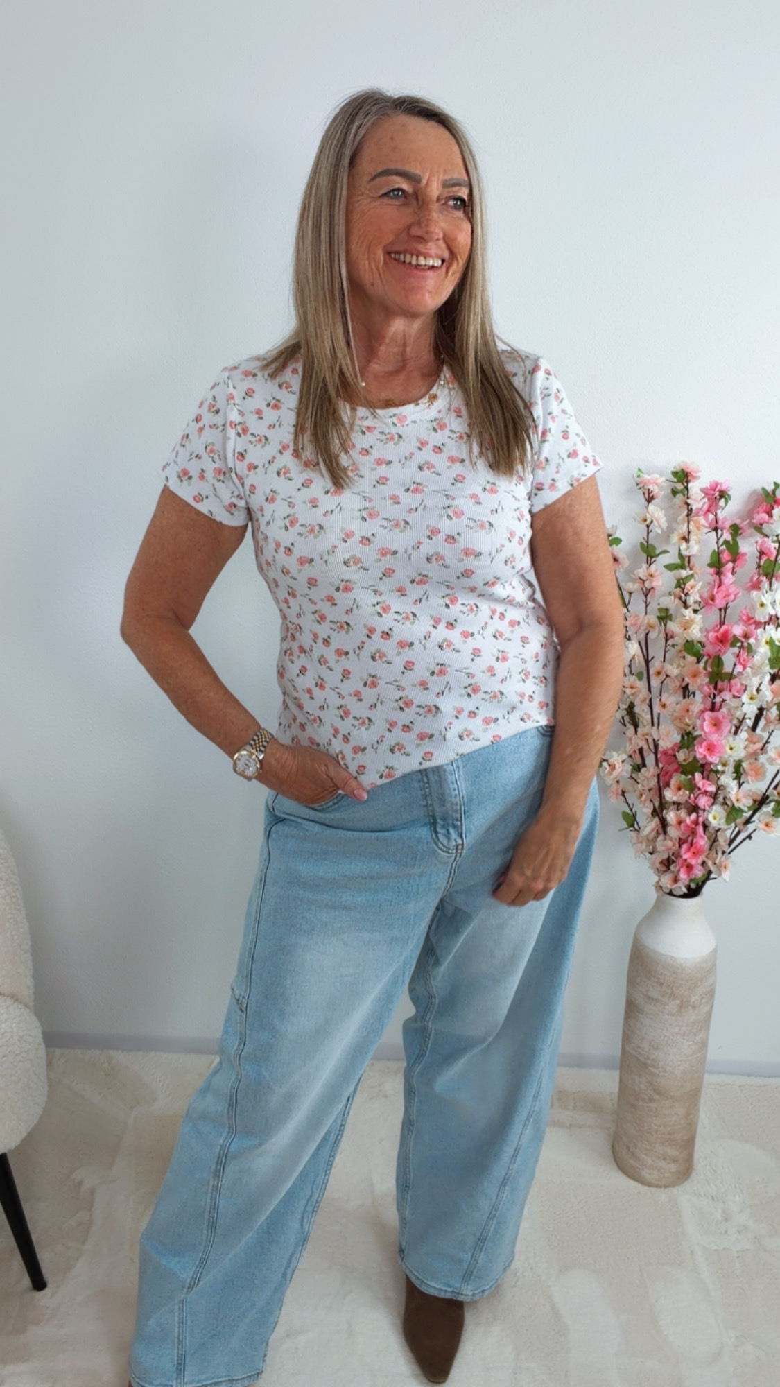 🌸 Feinripp-T-Shirt „Blooming Love“ Made in Italy kurze Form Blümchen 34-42