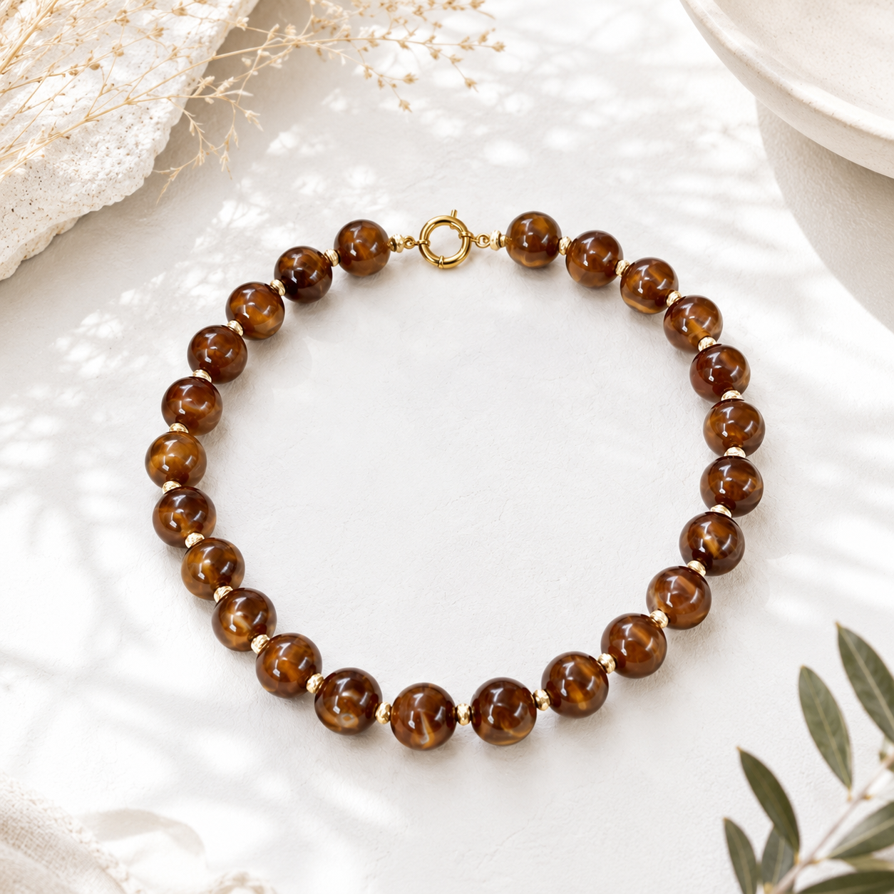 Kurze Statement-Kette „Velora“ braune Resin Perlen