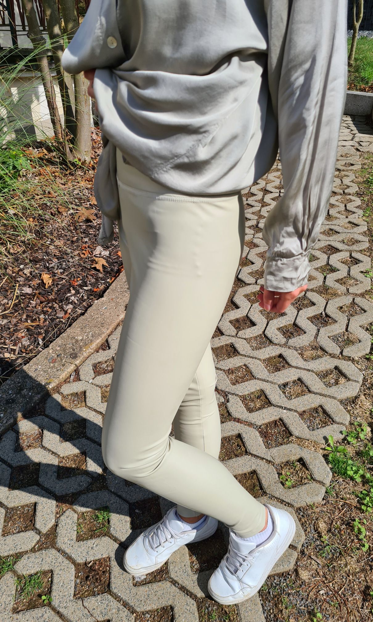 FAKE LEATHER THERMO LEGGINGS MILVA LIGHT BEIGE VARIANENARTIKEL Kunstleder Lederimitat Hose FAKE LEATHER THERMO LEGGINGS MILVA LIGHT BEIGE VARIANENARTIKEL Kunstleder Lederimitat Hose