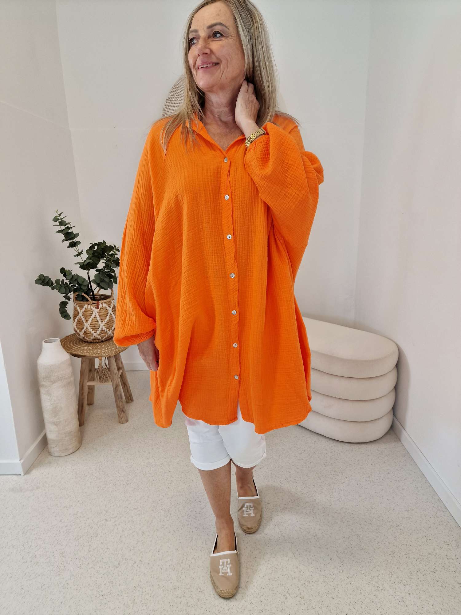 MUSSELIN OVERSIZE BLUSE BE CREATIVE ORANGE 34-42/44 Made in Italy Longbluse Kleid Tunika Shirt Blusenjacke MUSSELIN OVERSIZE BLUSE BE CREATIVE ORANGE 34-42/44 Made in Italy Longbluse Kleid Tunika Shirt Blusenjacke