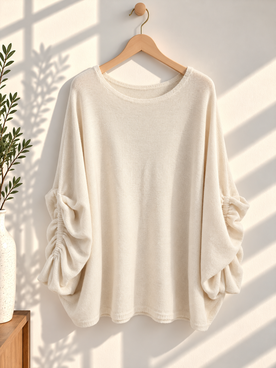 Oversize-Fledermaus-Strickpullover mit Viskose & raffiniertem Knopfdetail – Made in Italy | SJ0098