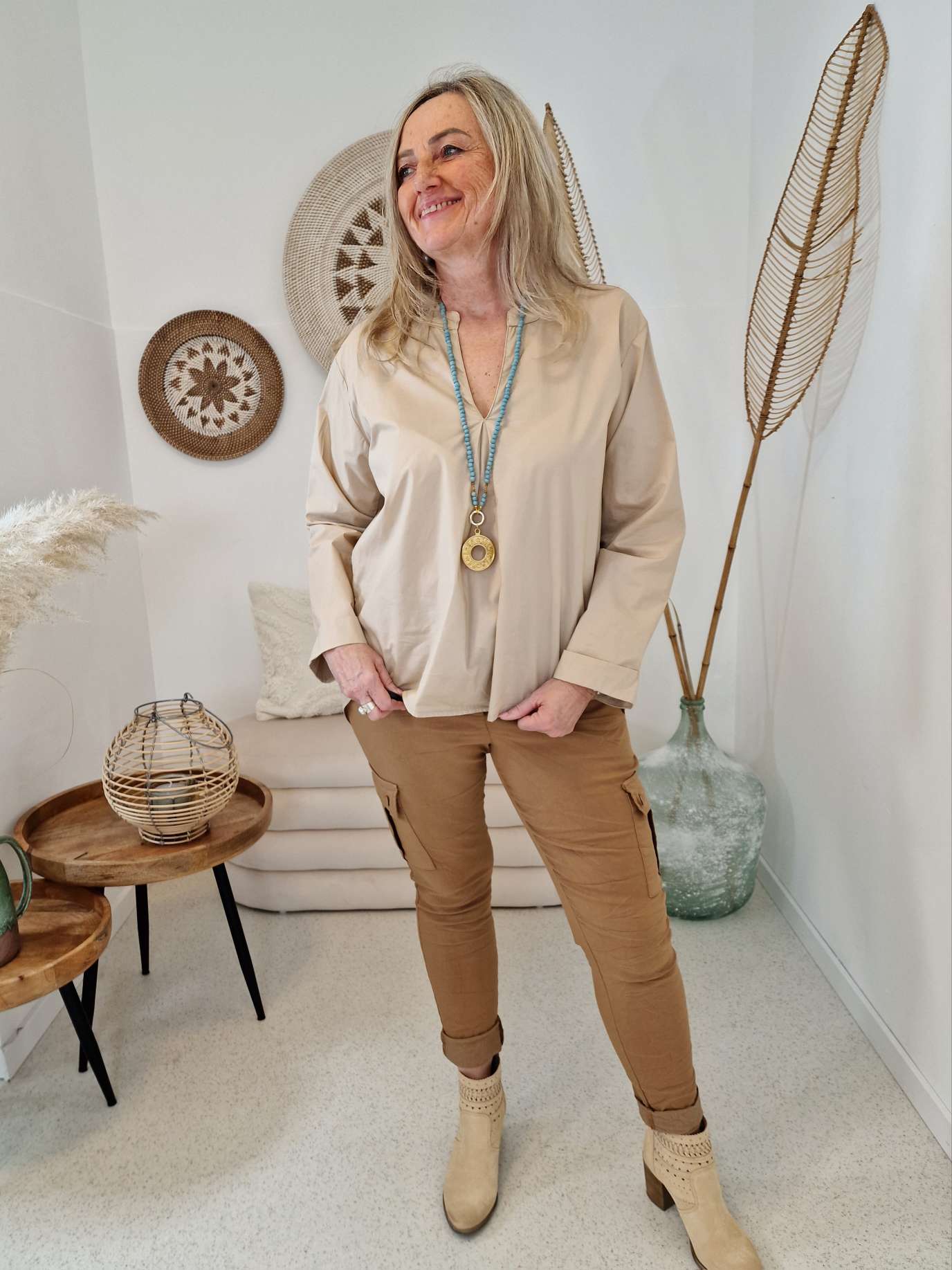 BASIC BLUSE ERIKA BEIGE 34-40 Made in Italy Shirt Hemd Schlupfbluse Vokuhila