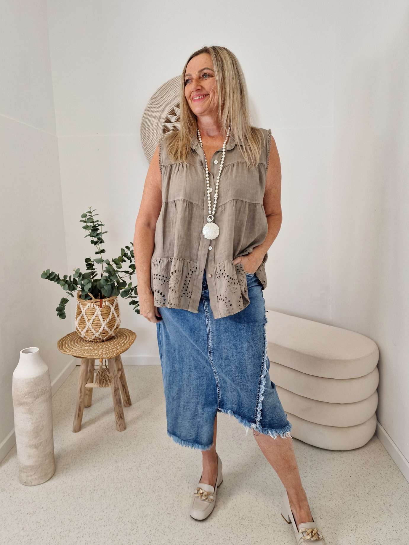 EDLES LEINEN SHIRT TOP KISS TAUPE 36-42 Made in Italy Shirt Oberteil LINEN Lochstikerei EDLES LEINEN SHIRT TOP KISS TAUPE 36-42 Made in Italy Shirt Oberteil LINEN Lochstikerei