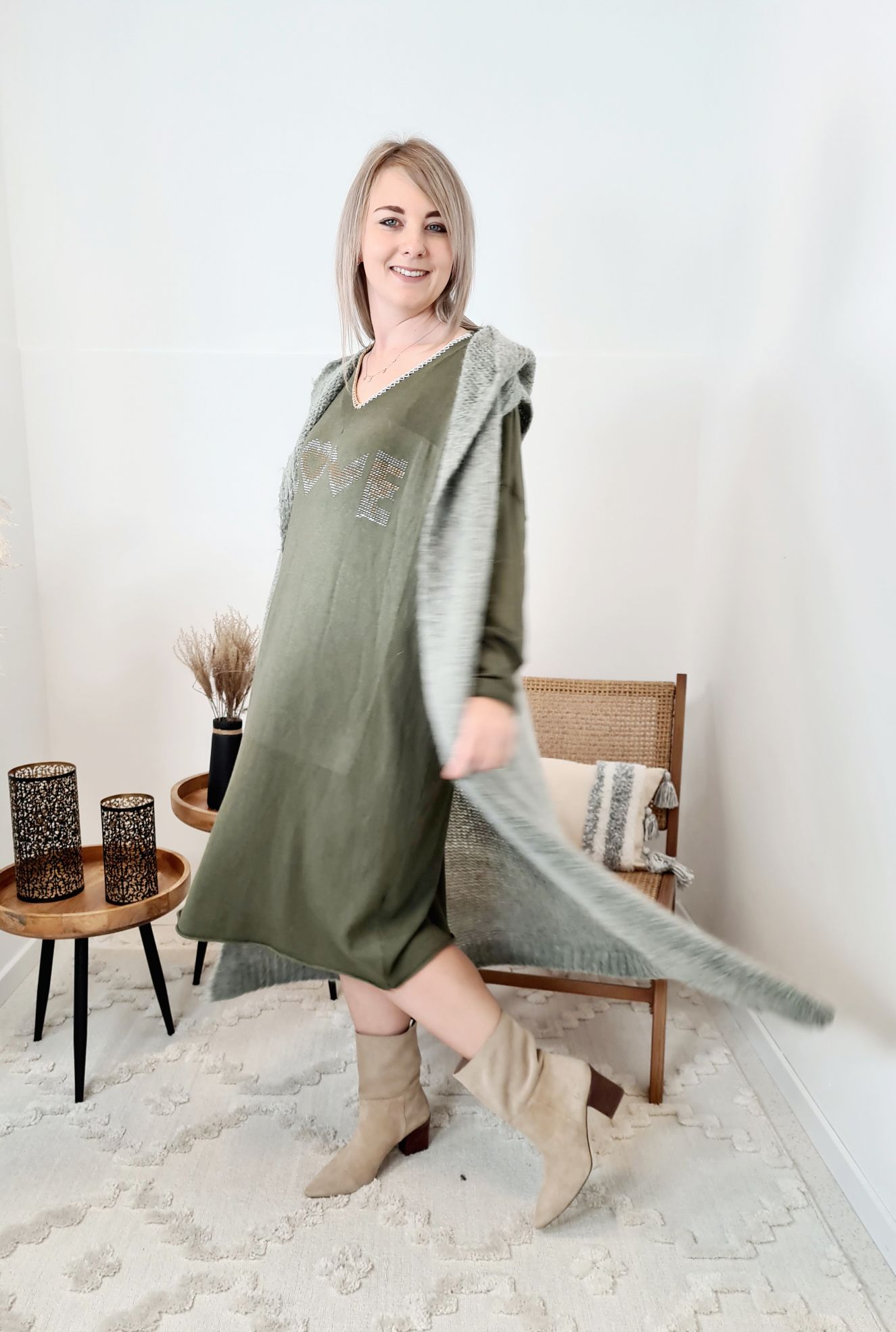 SWEATKLEID ZOEY LOVE KHAKI 34-42 Made in Italy Langarm Strickkleid Oversize SWEATKLEID ZOEY LOVE KHAKI 34-42 Made in Italy Langarm Strickkleid Oversize
