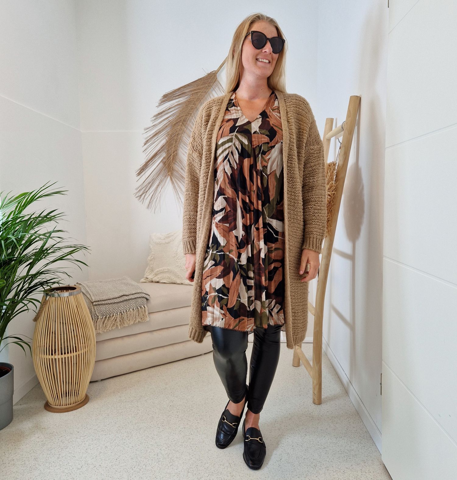 PLISSEE DRESS GINA LEAVES KHAKI 36-42 Made in Italy Plissee Herbst Kleid PLISSEE DRESS GINA LEAVES KHAKI 36-42 Made in Italy Plissee Herbst Kleid