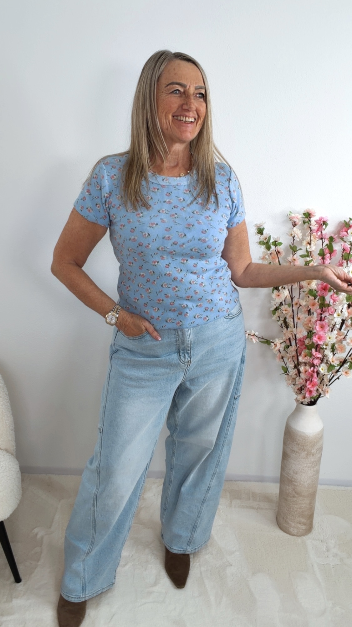 🌸 Feinripp-T-Shirt „Blooming Love“ Made in Italy kurze Form Blümchen 34-42