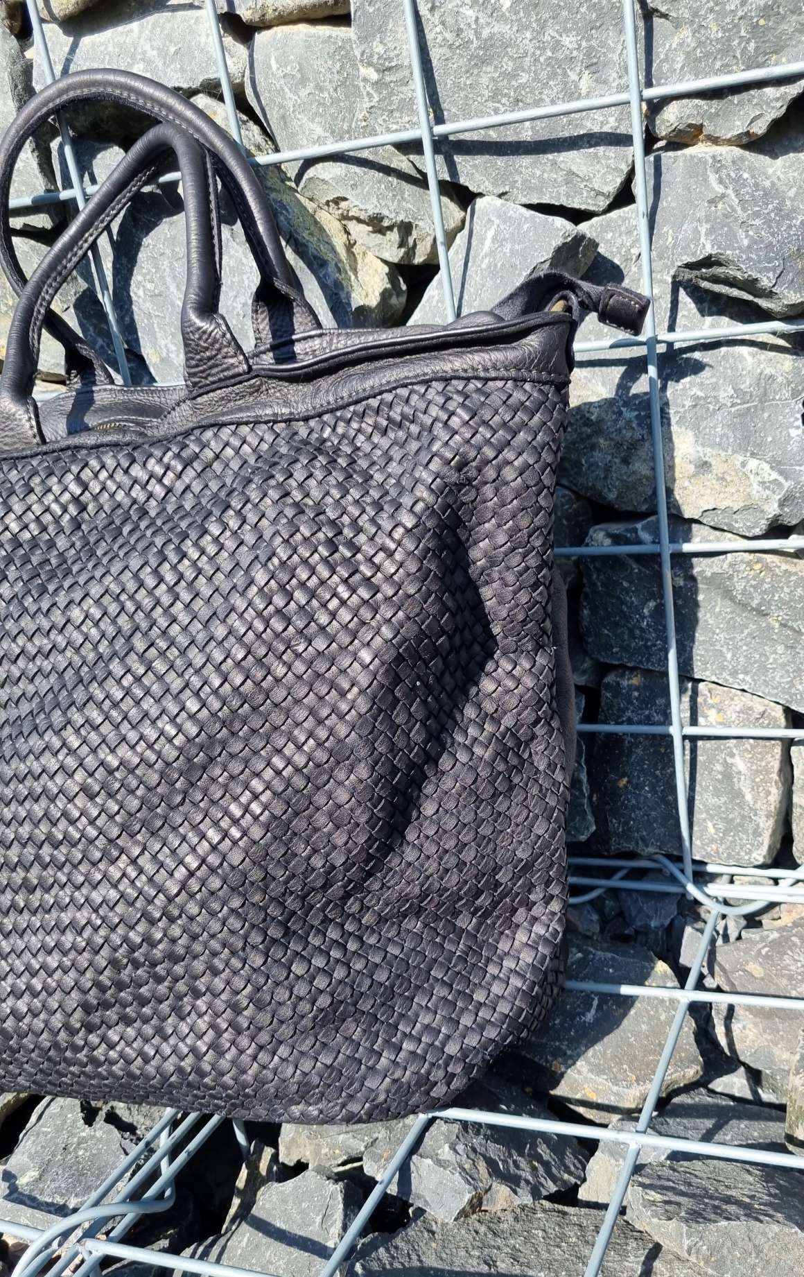 BIG LEDER SHOPPER BELISA SCHWARZ FEIN gewaschenes Leder Tasche geflochten Made in Italy Ledertasche BIG LEDER SHOPPER BELISA SCHWARZ FEIN gewaschenes Leder Tasche geflochten Made in Italy Ledertasche