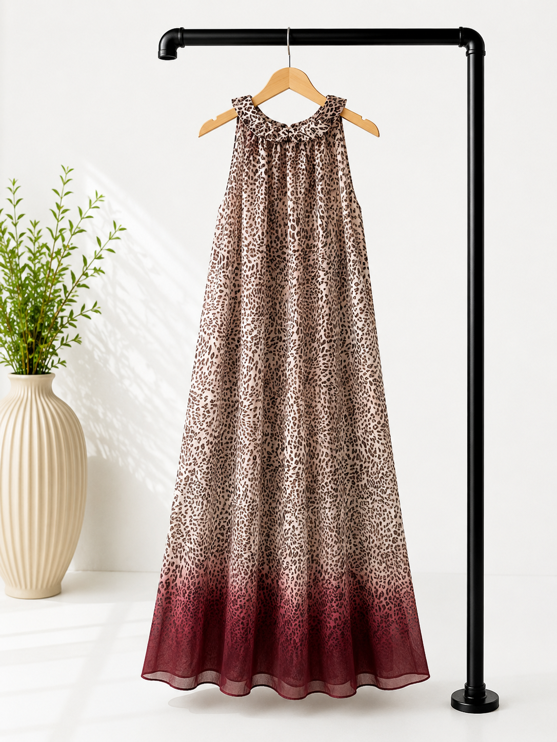Kleid ZAHRA – Eleganz mit trendigem Leo-Design  – Made in Italy  | Passend bis gute Größe 42