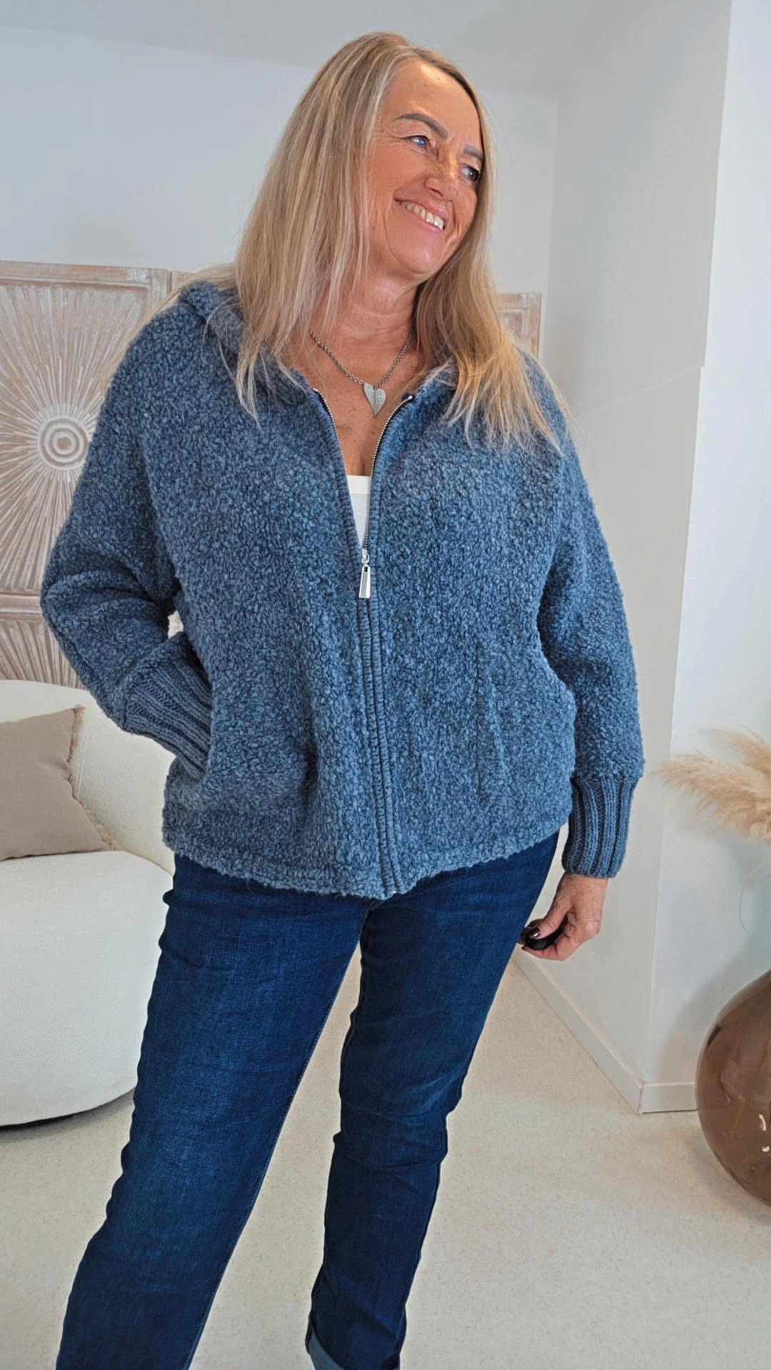 BOUCLÉJACKE NADJA mit Kapuze, Reißverschluss & Alpaka 34-42/44 Made in Italy