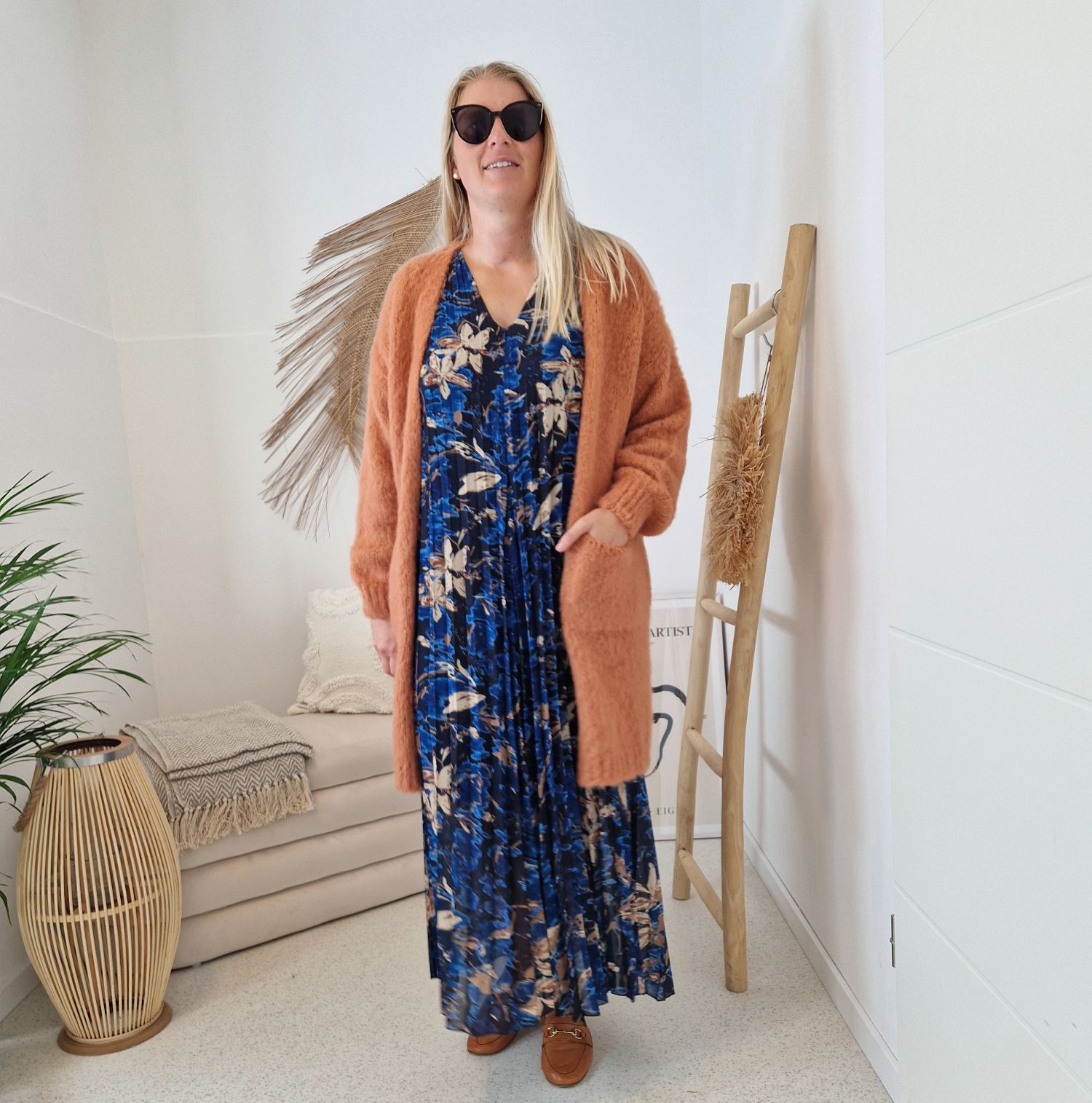 MAXI PLISSEE DRESS ULA BLAU 36-42 Made in Italy Plissee Herbst Kleid MAXI PLISSEE DRESS ULA BLAU 36-42 Made in Italy Plissee Herbst Kleid
