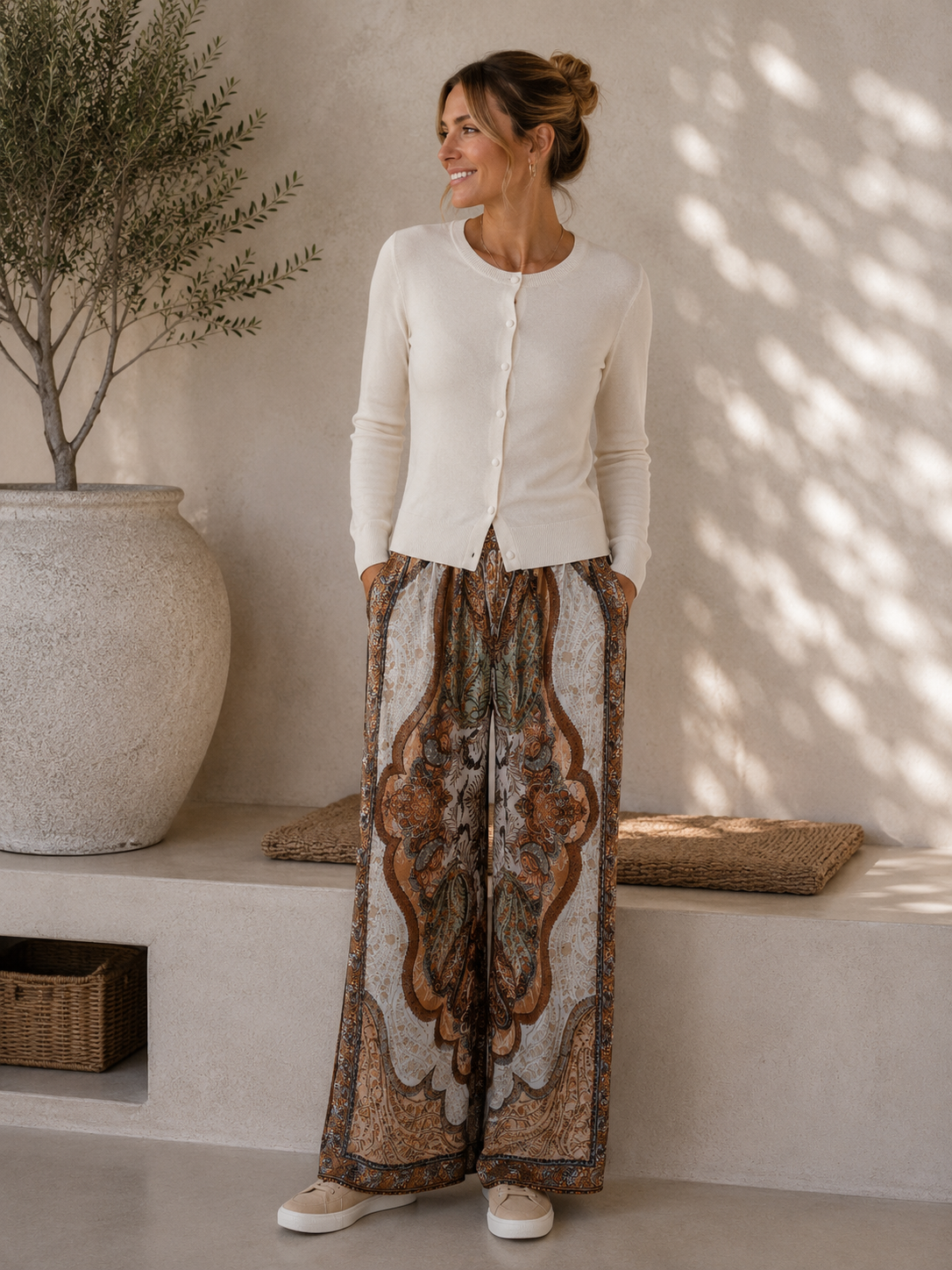 Strickjacke Odina – softer Basic Cardigan mit stoffbezogenen Knöpfen Made in Italy 34-40/42