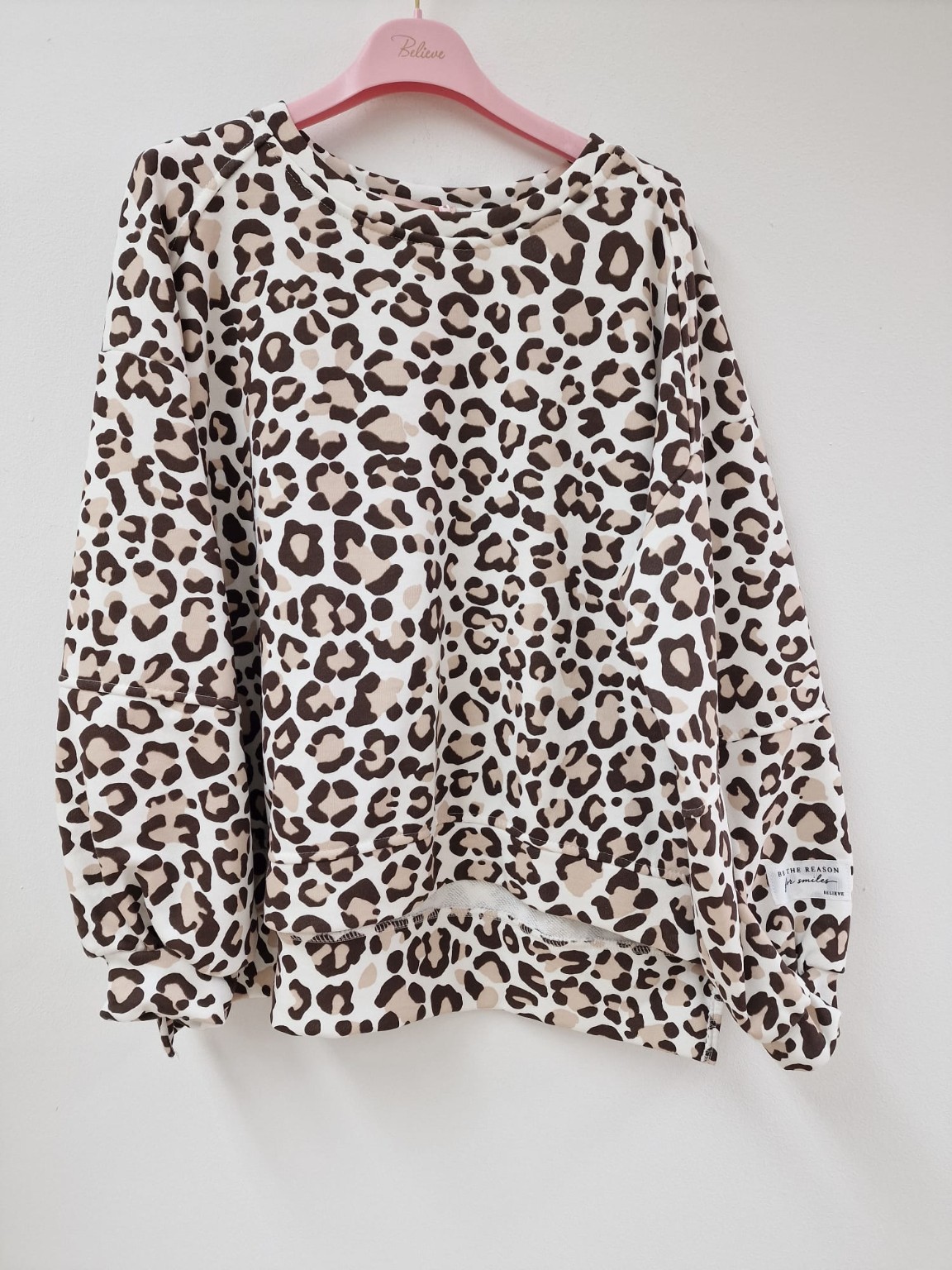 Leo Sweater mit Patch – SW0093 Made in Italy Gr 34-42