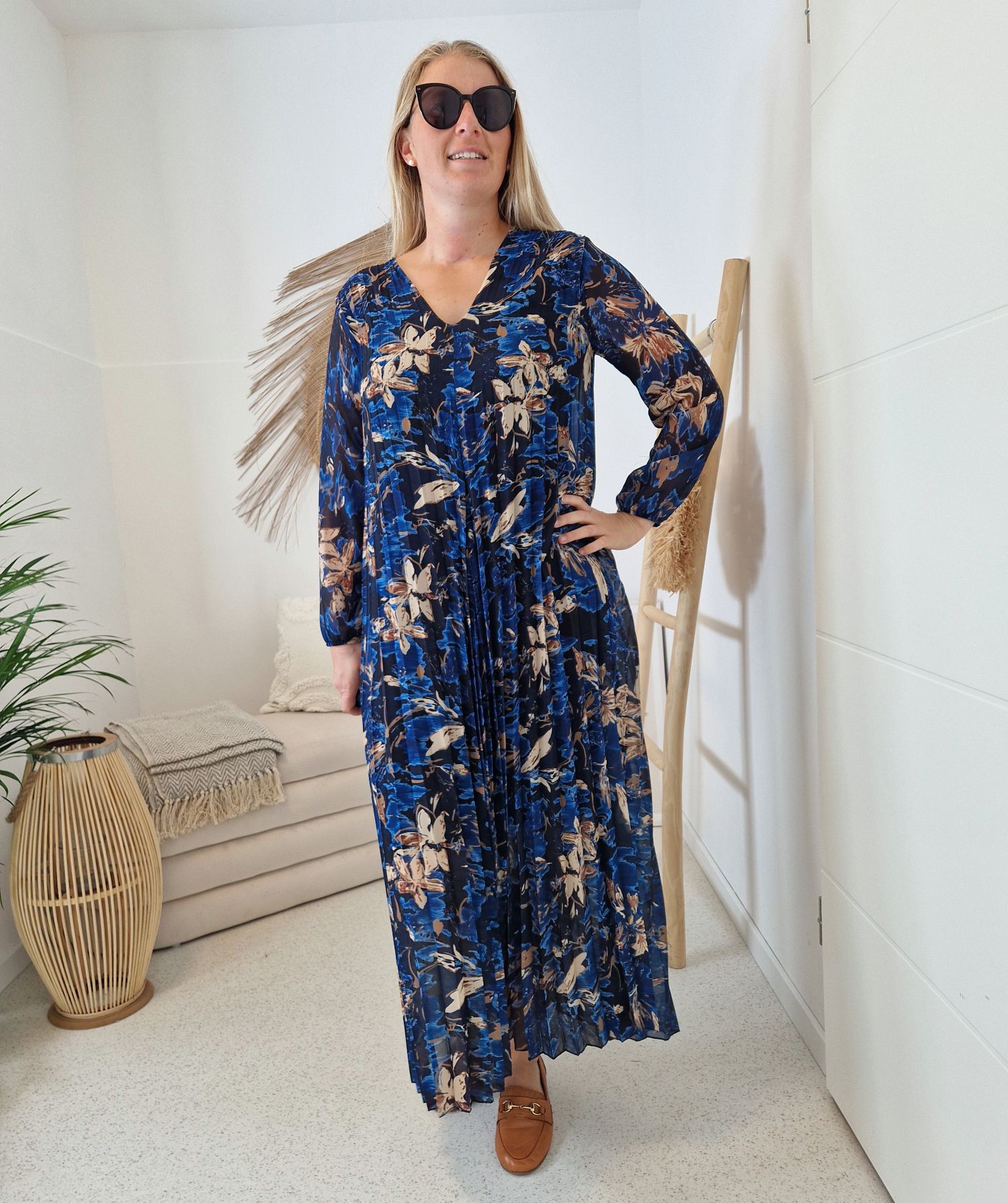 MAXI PLISSEE DRESS ULA BLAU 36-42 Made in Italy Plissee Herbst Kleid MAXI PLISSEE DRESS ULA BLAU 36-42 Made in Italy Plissee Herbst Kleid