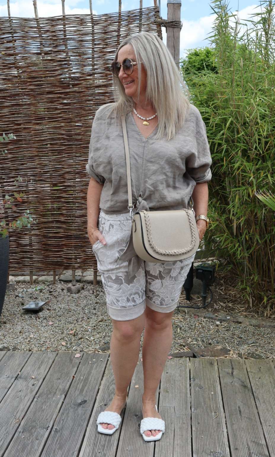 LINEN BLUSEN SHIRT CARINA TAUPE 34-40/42 Made in Italy Basic Shirt kurzarm Leinen T-Shirt Hemd LINEN BLUSEN SHIRT CARINA TAUPE 34-40/42 Made in Italy Basic Shirt kurzarm Leinen T-Shirt Hemd