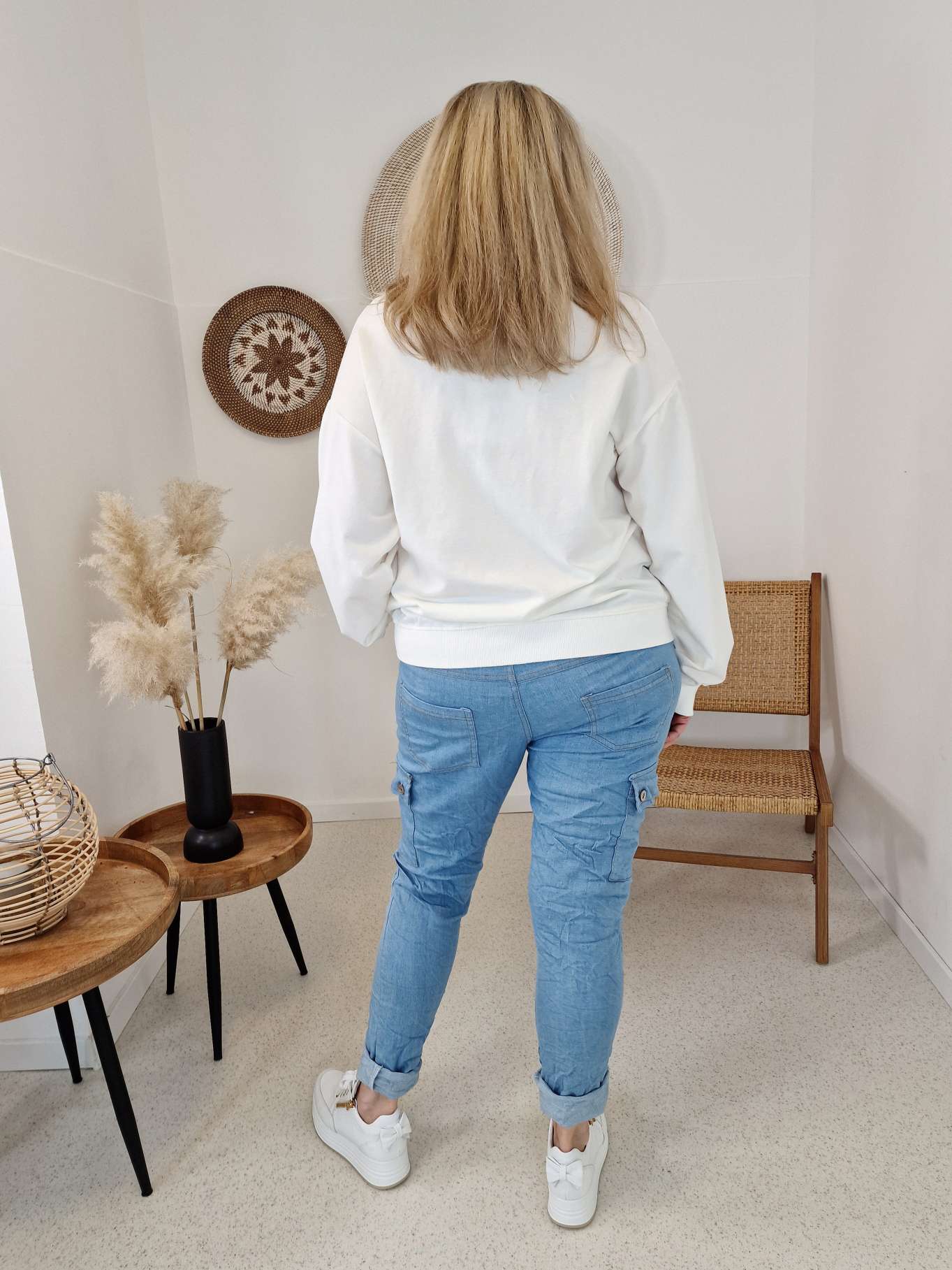 SWEATER BECOME NEON WEISS 34-42 Made in Italy Oversize Pullover Sweatshirt SWEATER BECOME NEON WEISS 34-42 Made in Italy Oversize Pullover Sweatshirt