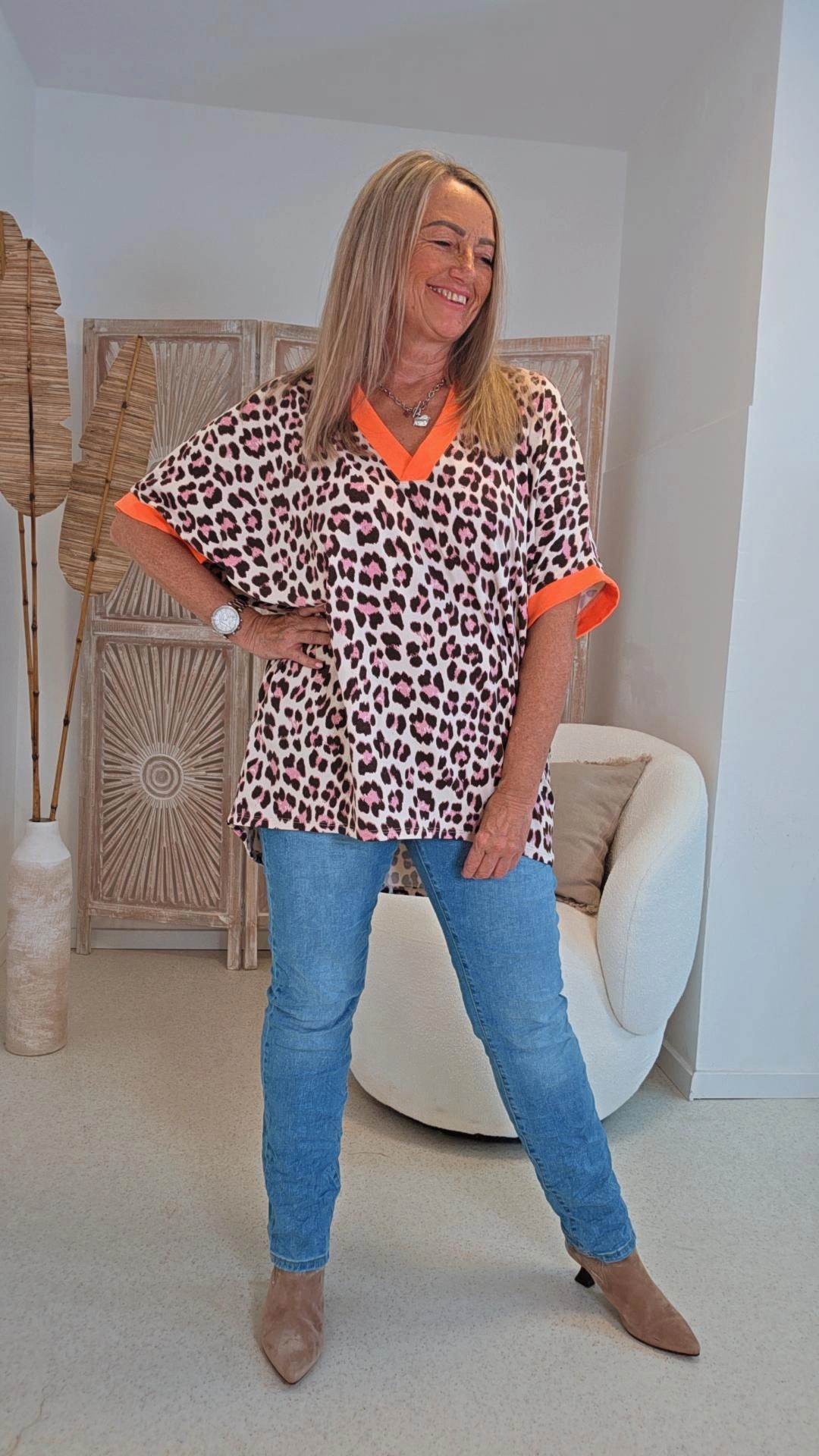 TREND T-SHIRT LEO SIMBA NEON Made in Italy Vokuhila 