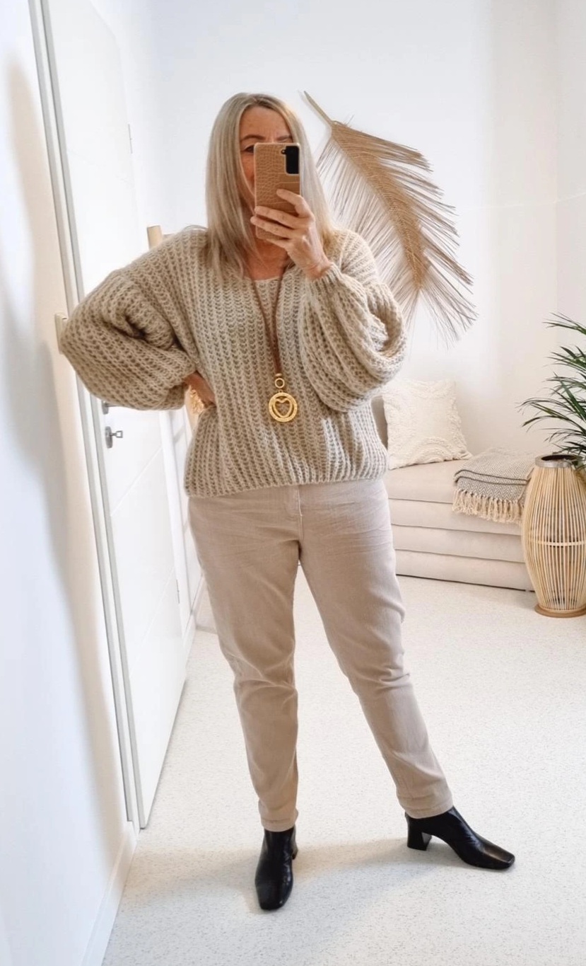 MOM JEANS EMILY BEIGE - VARIANTENARTIKEL Denim Baggy Stretch Hose MOM JEANS EMILY BEIGE - VARIANTENARTIKEL Denim Baggy Stretch Hose