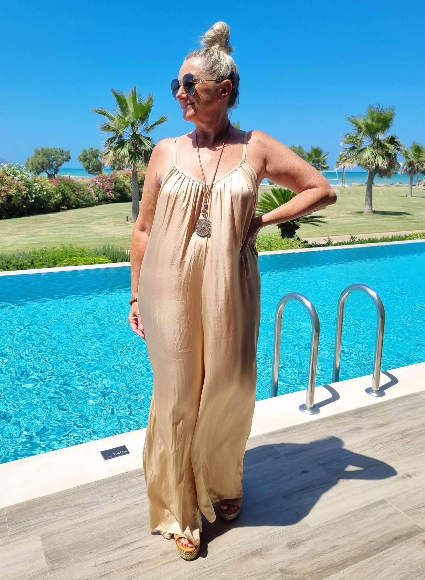 SILK JUMPSUIT PARIS BEIGE 34-42 Made in Italy Seide Overall Zweiteiler 4945 SILK JUMPSUIT PARIS BEIGE 34-42 Made in Italy Seide Overall Zweiteiler 4945