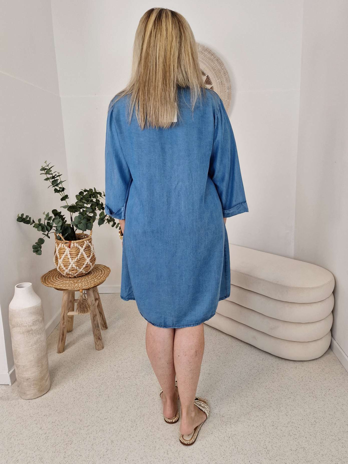 SHORT JEANS DRESS VITA 34-42 Made in Italy DENIM BLUE Kleid SHORT JEANS DRESS VITA 34-42 Made in Italy DENIM BLUE Kleid