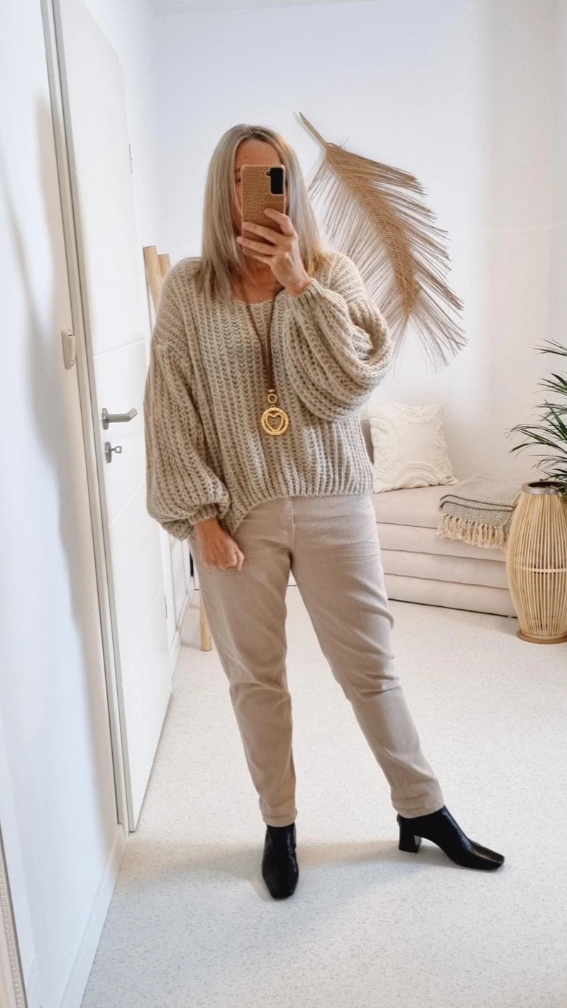 MOM JEANS EMILY BEIGE - VARIANTENARTIKEL Denim Baggy Stretch Hose MOM JEANS EMILY BEIGE - VARIANTENARTIKEL Denim Baggy Stretch Hose