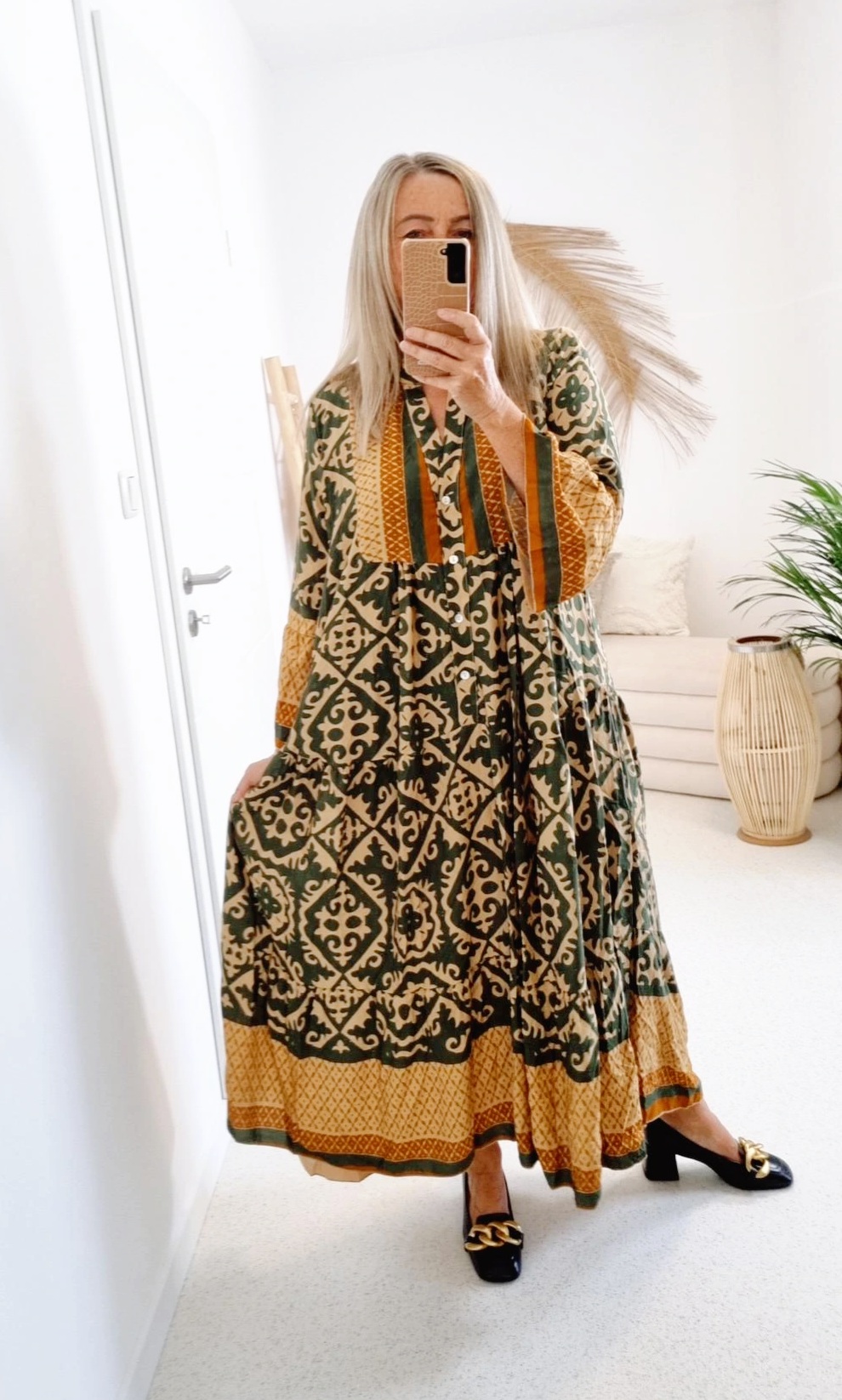 MAXI TUNIKA DRESS ENRICA KHAKI 34-42 Made in Italy langes Kleid Hängerchen Tunikakleid MAXI TUNIKA DRESS ENRICA KHAKI 34-42 Made in Italy langes Kleid Hängerchen Tunikakleid