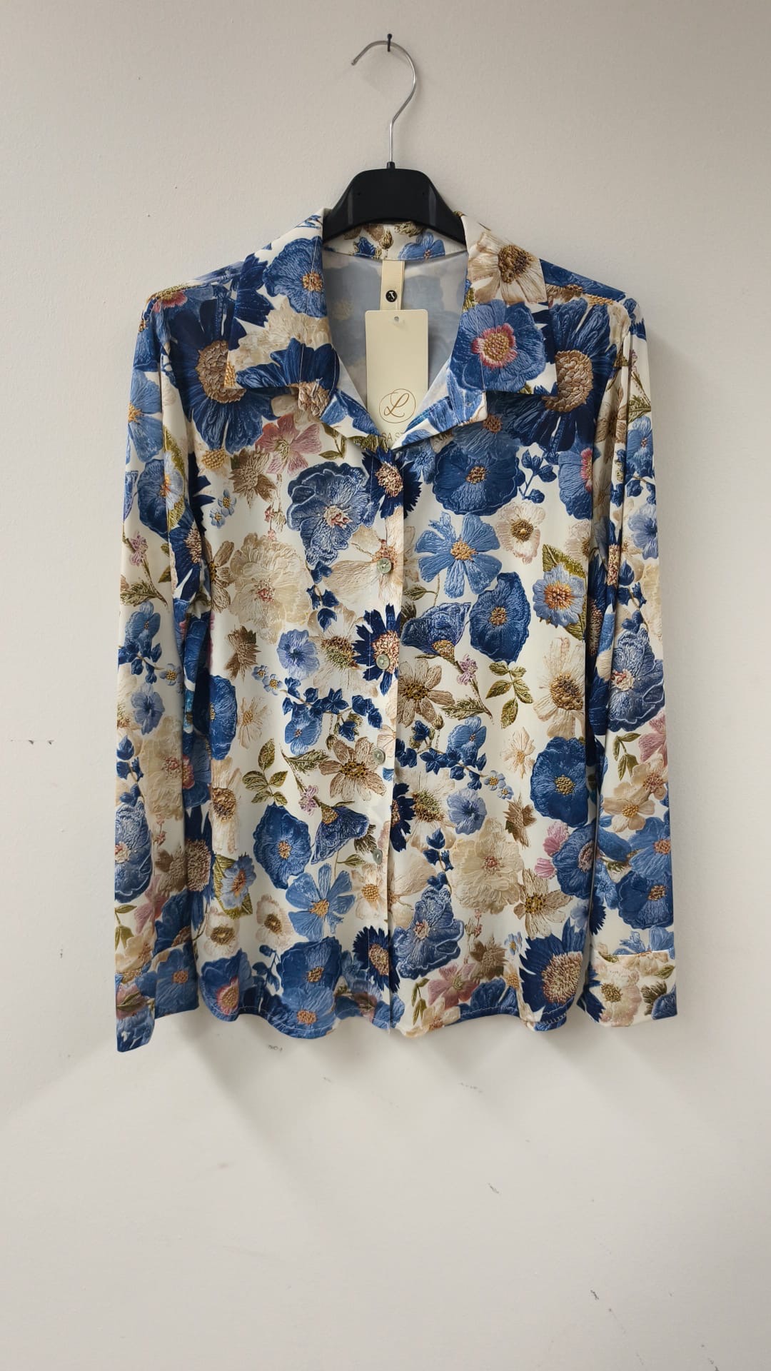 Bluse Jasmin – Edle Kofferbluse mit floralem Muster –  Made in Italy Gr 34-42