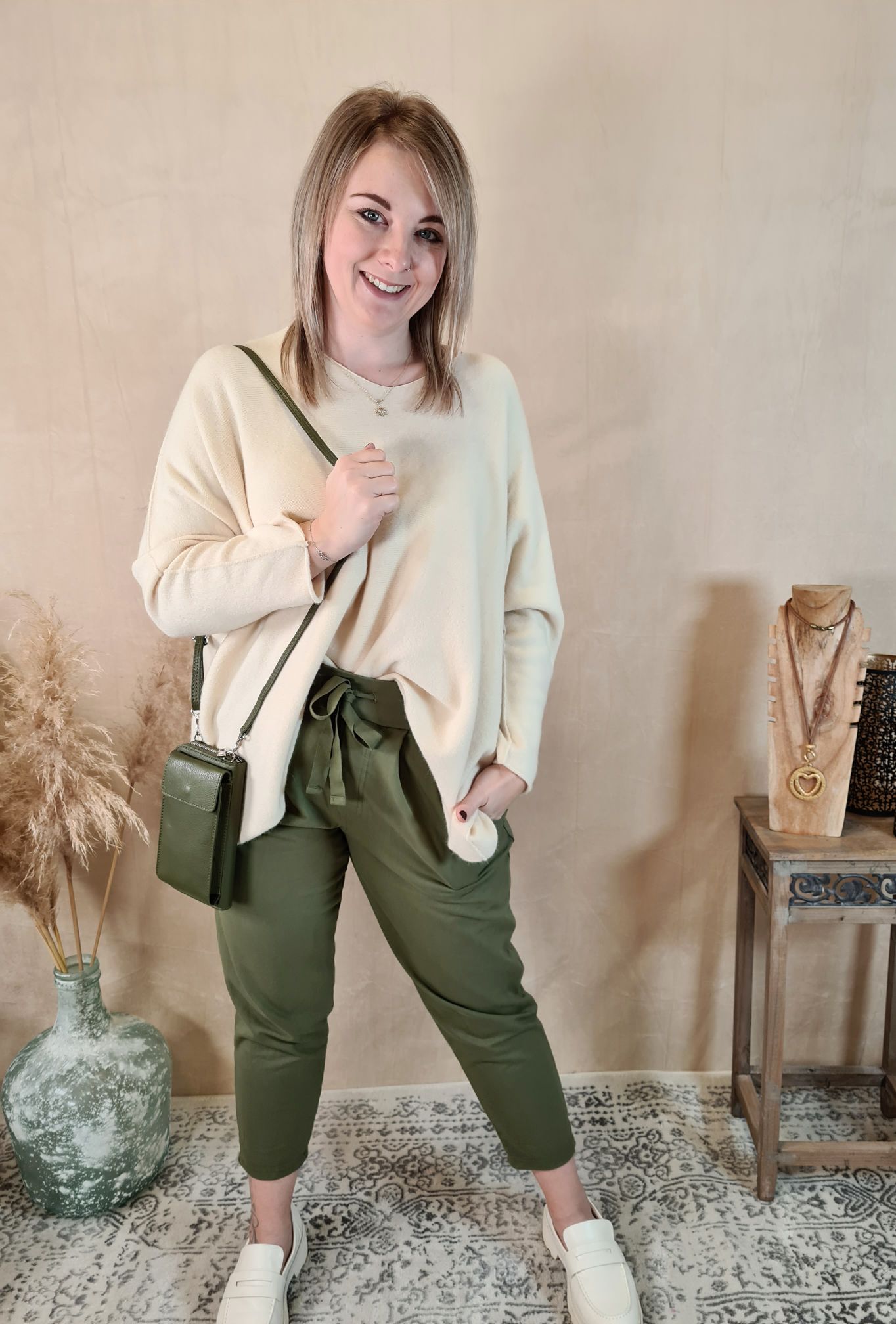 JOGPANT HOSE NORA KHAKI 36-40/42 Made in Italy Basic Stoffhose Hosenanzug