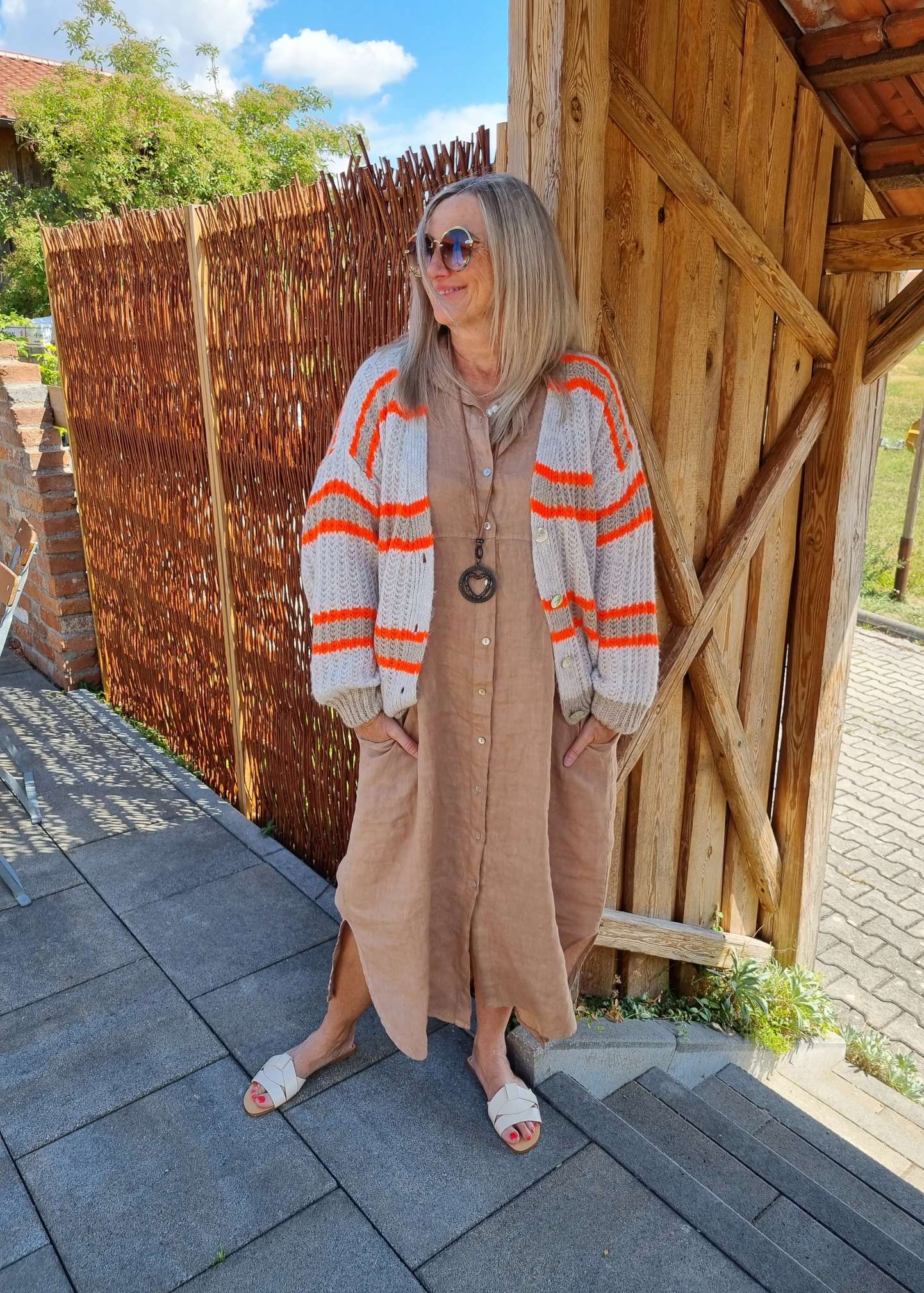 SHORT KNIT CARDIGAN MYKONOS STRIPES BUTTONS BEIGE TAUPE ORANGE kurze Strick Jacke Made in Italy Streifen Knöpfe 34-42 SHORT KNIT CARDIGAN MYKONOS STRIPES BUTTONS BEIGE TAUPE ORANGE kurze Strick Jacke Made in Italy Streifen Knöpfe 34-42