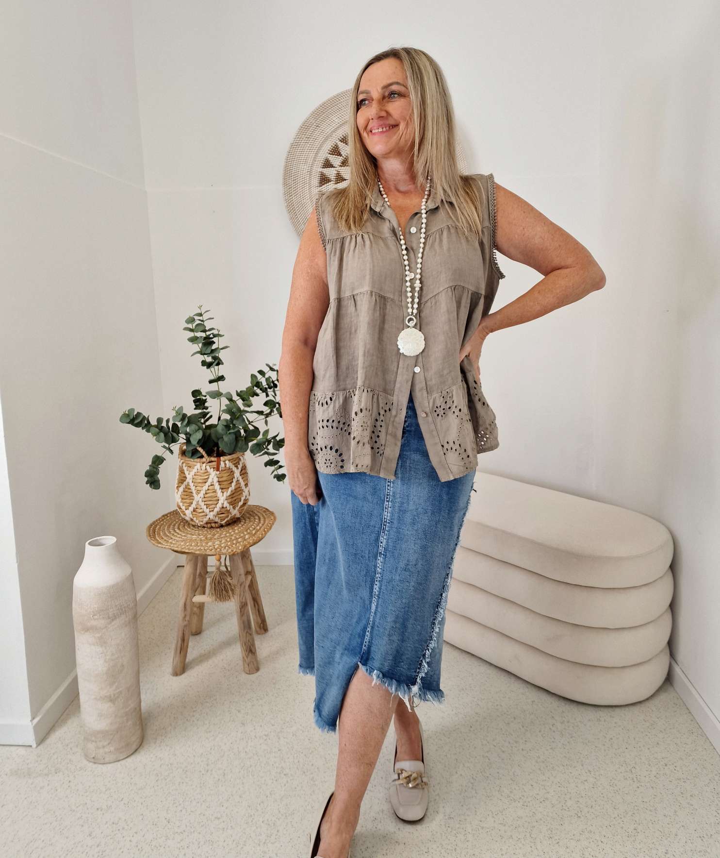 EDLES LEINEN SHIRT TOP KISS TAUPE 36-42 Made in Italy Shirt Oberteil LINEN Lochstikerei EDLES LEINEN SHIRT TOP KISS TAUPE 36-42 Made in Italy Shirt Oberteil LINEN Lochstikerei