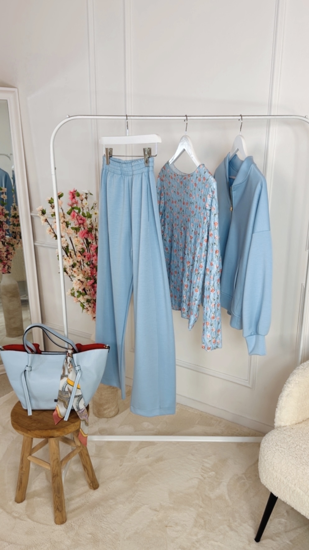 ✨ Zweiteiliges Set Velmirella Jogpant und Sweater Made in Italy 34-40