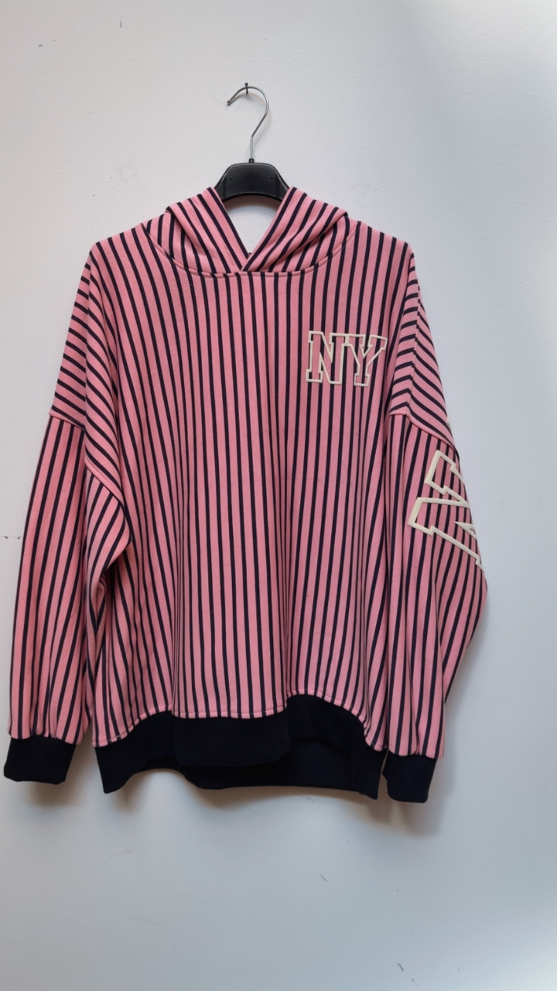 Hoodie Evania – New York Vibes im Streifen-Look Made in Italy 34-42/44