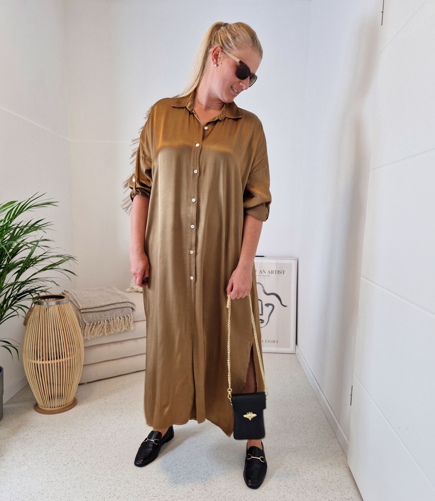 BLUSENKLEID NORA CAMEL 34-42/44 Made in Italy Oversize Maxi Kleid Mantel DRESS Satin Optik BLUSENKLEID NORA CAMEL 34-42/44 Made in Italy Oversize Maxi Kleid Mantel DRESS Satin Optik