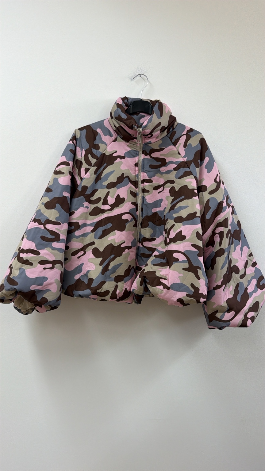 Jacke Puffy Monika CAMOUFLAGE – lässiger Allrounder für die Übergangszeit Made in Italy 34-42