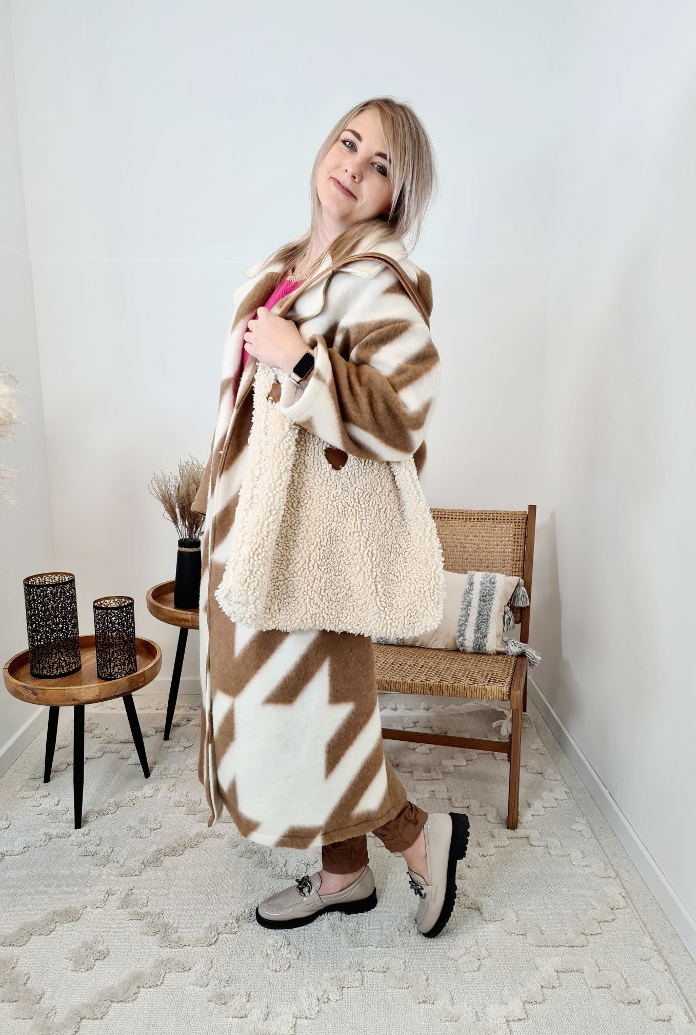 TEDDY FELL SHOPPER LIZZY CREME flauschige Shopping Bag Tasche mit Leder-Henkel Made in Italy TEDDY FELL SHOPPER LIZZY CREME flauschige Shopping Bag Tasche mit Leder-Henkel Made in Italy