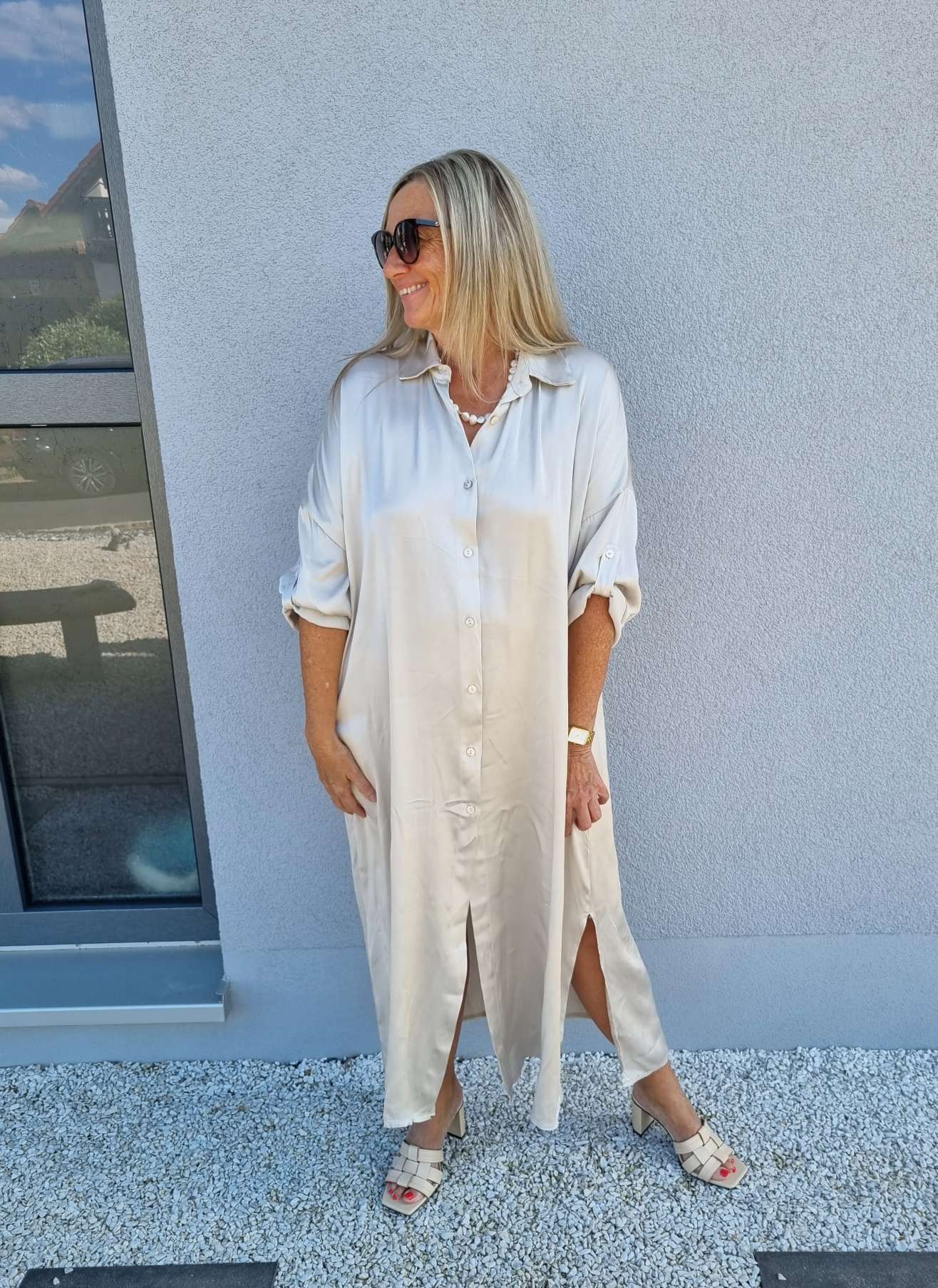 BLUSENKLEID NORA BEIGE 34-42/44 Made in Italy Oversize Maxi Kleid Mantel DRESS Satin Optik BLUSENKLEID NORA BEIGE 34-42/44 Made in Italy Oversize Maxi Kleid Mantel DRESS Satin Optik
