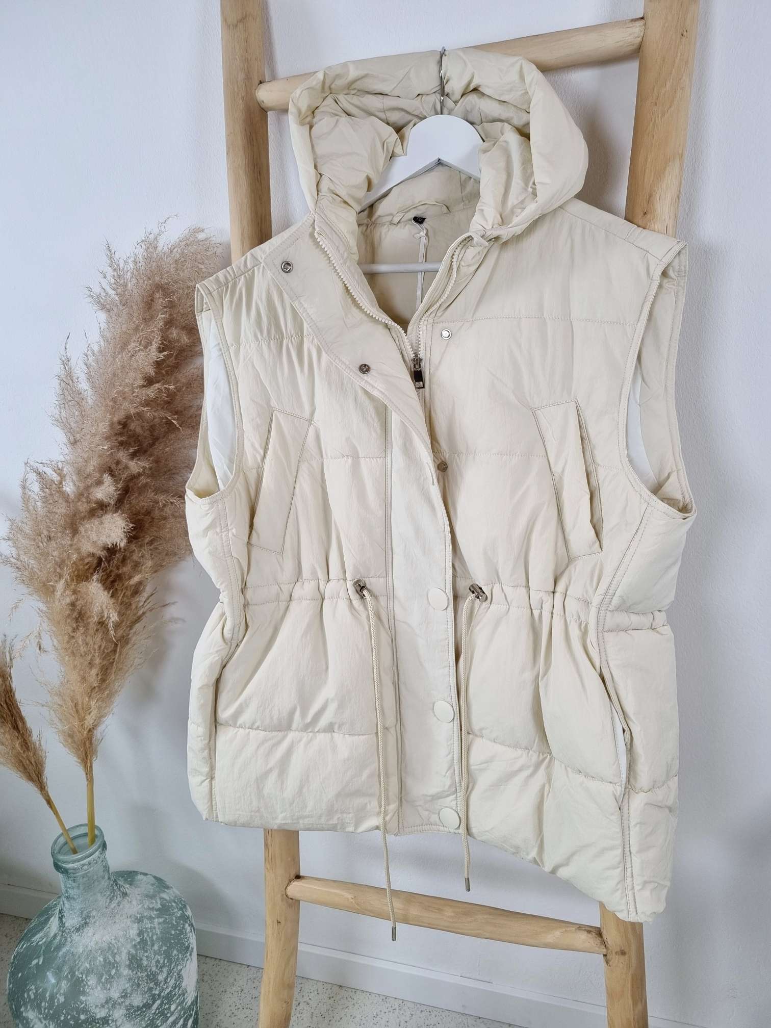 ÄRMELLOSE STEPPWESTE RAFFAELA CREME Kapuze Oversize Stepp Weste Jacke Mantel  Italy Style 36 -42/44
